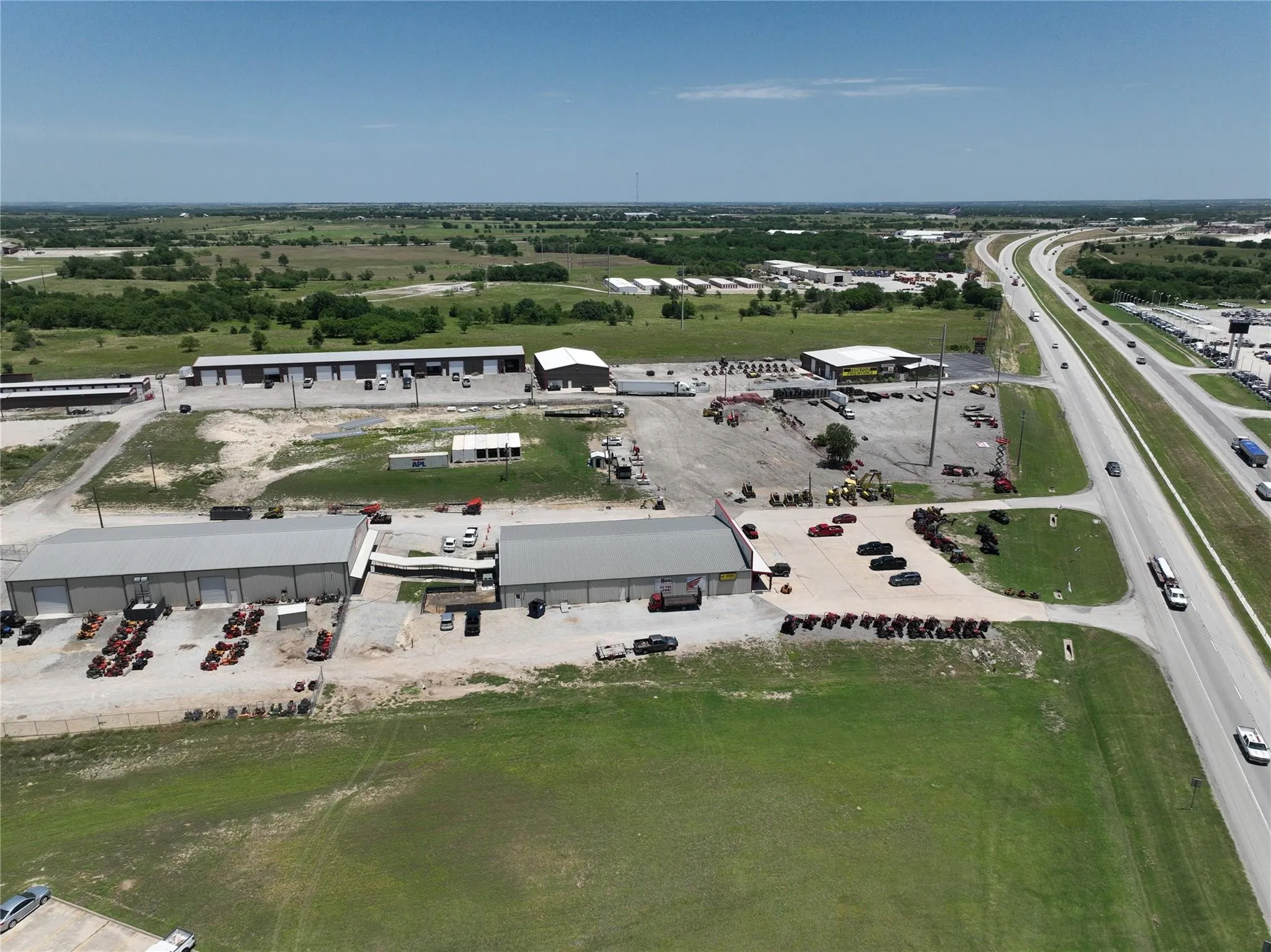 Warehouse For Rent in Wise County , 2601 S Highway 287 500, Decatur, Texas 76234, 0, 0, Garage spaces, 0 Sqft, built in 1975, Price $2,100, mls#21271089, Real Estate Agent in Decatur, Homes For Rent in Wise county, Homes For Rent in Decatur, Realtor in Decatur Texas, Real Estate Brokerage Independent Realty Texas, Luminita Cordes Realtor