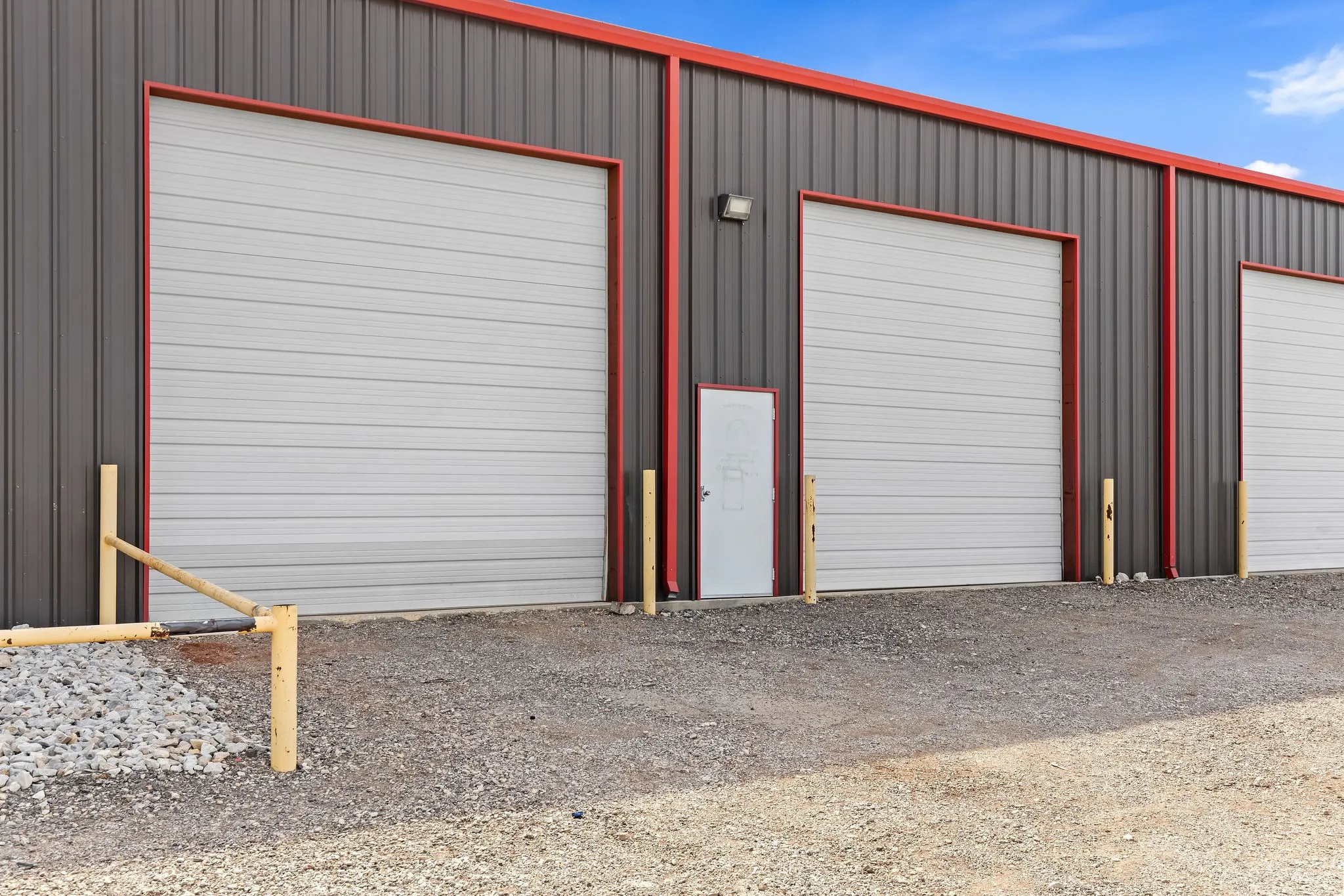 Warehouse For Rent in Wise County , 2601 S Highway 287 500, Decatur, Texas 76234, 0, 0, Garage spaces, 0 Sqft, built in 1975, Price $2,100, mls#21271089, Real Estate Agent in Decatur, Homes For Rent in Wise county, Homes For Rent in Decatur, Realtor in Decatur Texas, Real Estate Brokerage Independent Realty Texas, Luminita Cordes Realtor