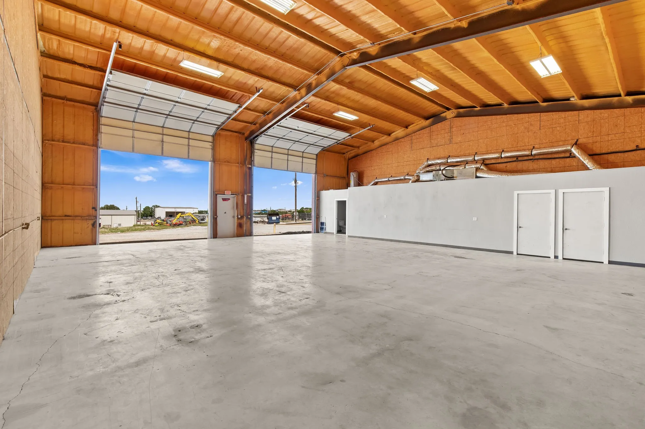 Warehouse For Rent in Wise County , 2601 S Highway 287 500, Decatur, Texas 76234, 0, 0, Garage spaces, 0 Sqft, built in 1975, Price $2,100, mls#21271089, Real Estate Agent in Decatur, Homes For Rent in Wise county, Homes For Rent in Decatur, Realtor in Decatur Texas, Real Estate Brokerage Independent Realty Texas, Luminita Cordes Realtor