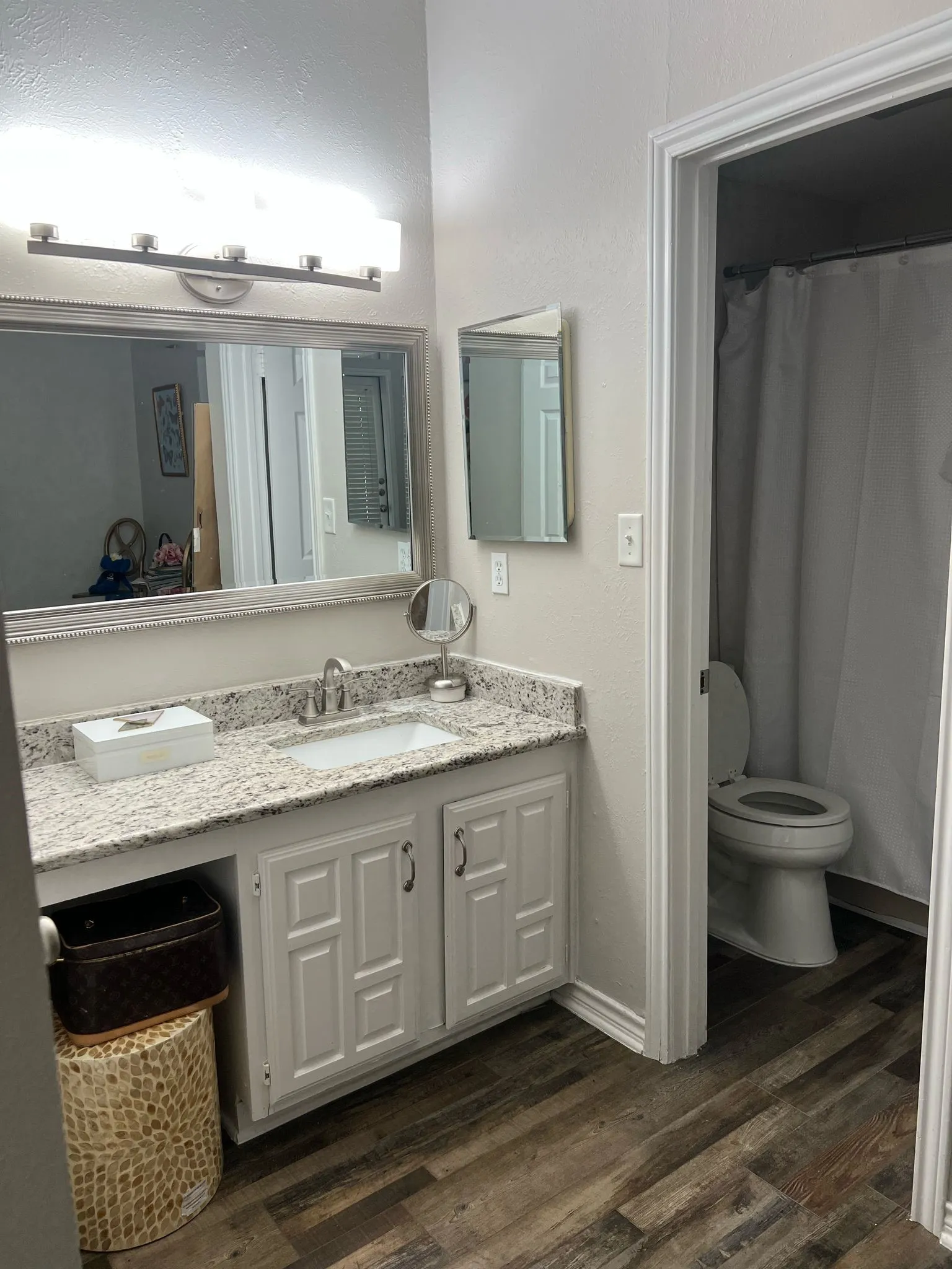 Condominium For Sale in Dallas County , 3105 san jacinto, Dallas, Texas 75204, 0, 2 Bathroom, Garage spaces, 1,064 Sqft, built in 1981, Price $260,000, mls#21251821, Real Estate Agent in Dallas, Homes For Sale in Dallas county, Homes For Sale in Dallas, Realtor in Dallas Texas, Real Estate Brokerage Independent Realty Texas, Luminita Cordes Realtor