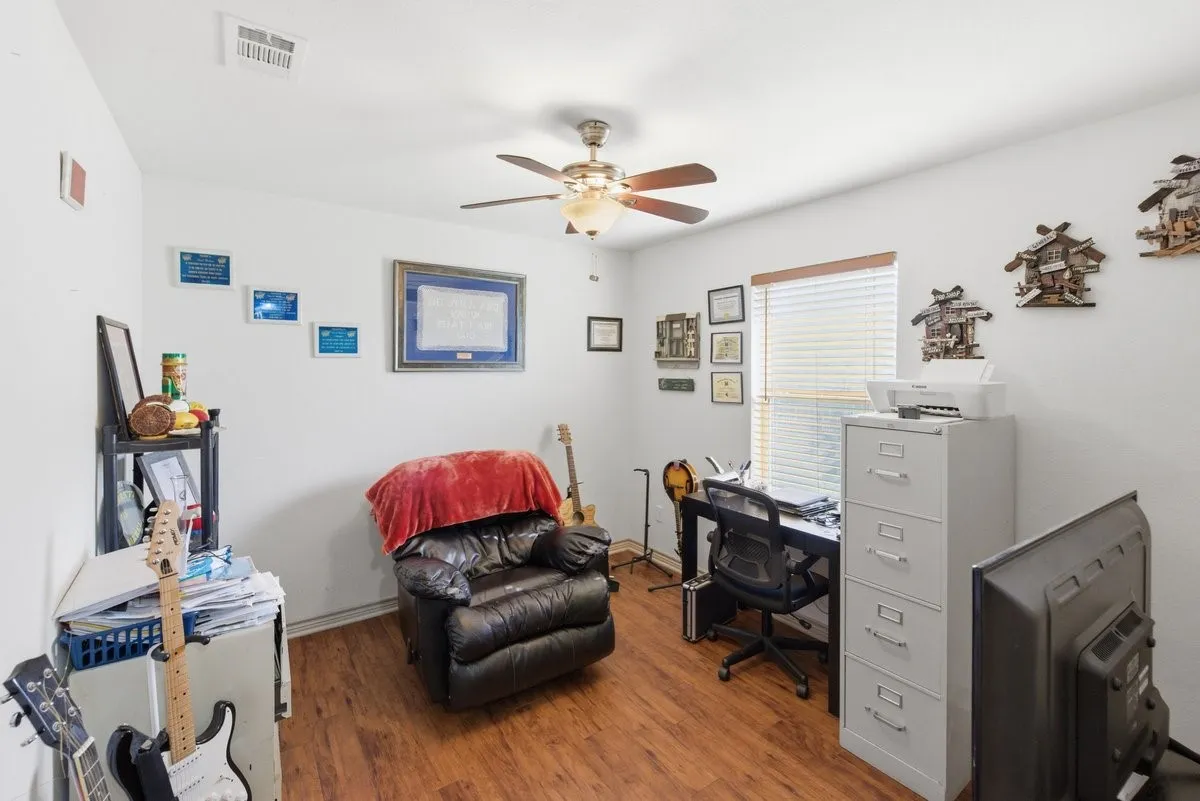 Single Family Residence For Sale in Hill County , 121 Joyce Street, Whitney, Texas 76692, 3 Bedrooms, 2 Bathrooms, 2 Garage spaces, 1,351 Sqft, built in 2014, Price $259,900, mls#21274166, Real Estate Agent in Whitney, Homes For Sale in Hill county, Homes For Sale in Whitney, Realtor in Whitney Texas, Real Estate Brokerage Independent Realty Texas, Luminita Cordes Realtor