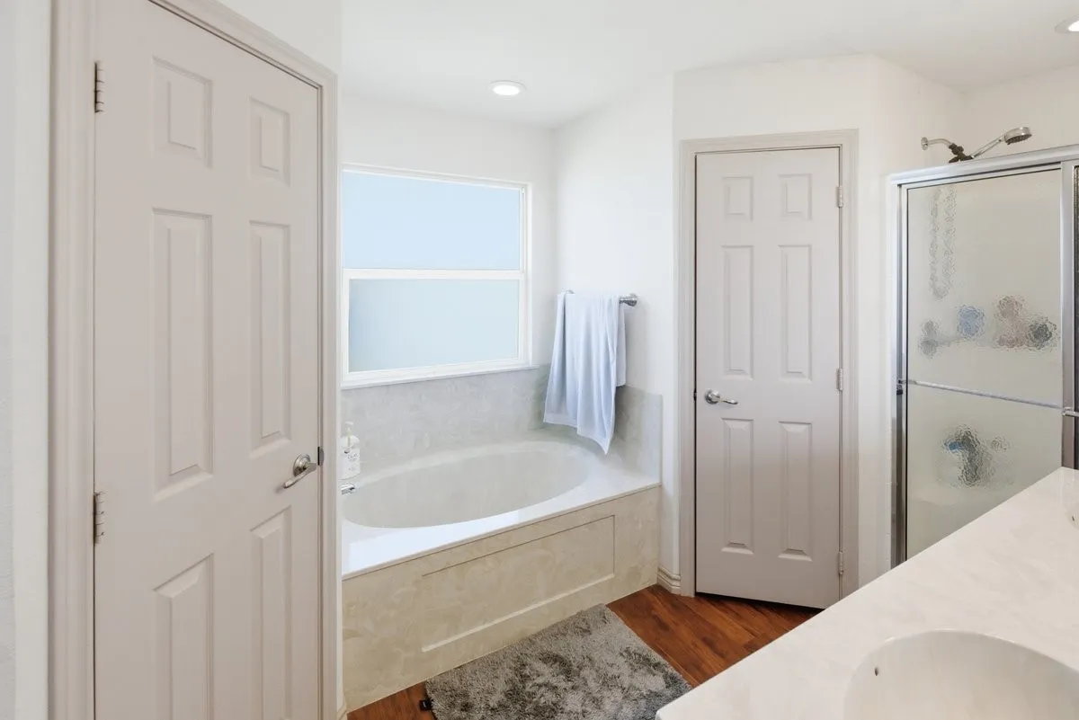 Single Family Residence For Sale in Hill County , 121 Joyce Street, Whitney, Texas 76692, 3 Bedrooms, 2 Bathrooms, 2 Garage spaces, 1,351 Sqft, built in 2014, Price $259,900, mls#21274166, Real Estate Agent in Whitney, Homes For Sale in Hill county, Homes For Sale in Whitney, Realtor in Whitney Texas, Real Estate Brokerage Independent Realty Texas, Luminita Cordes Realtor