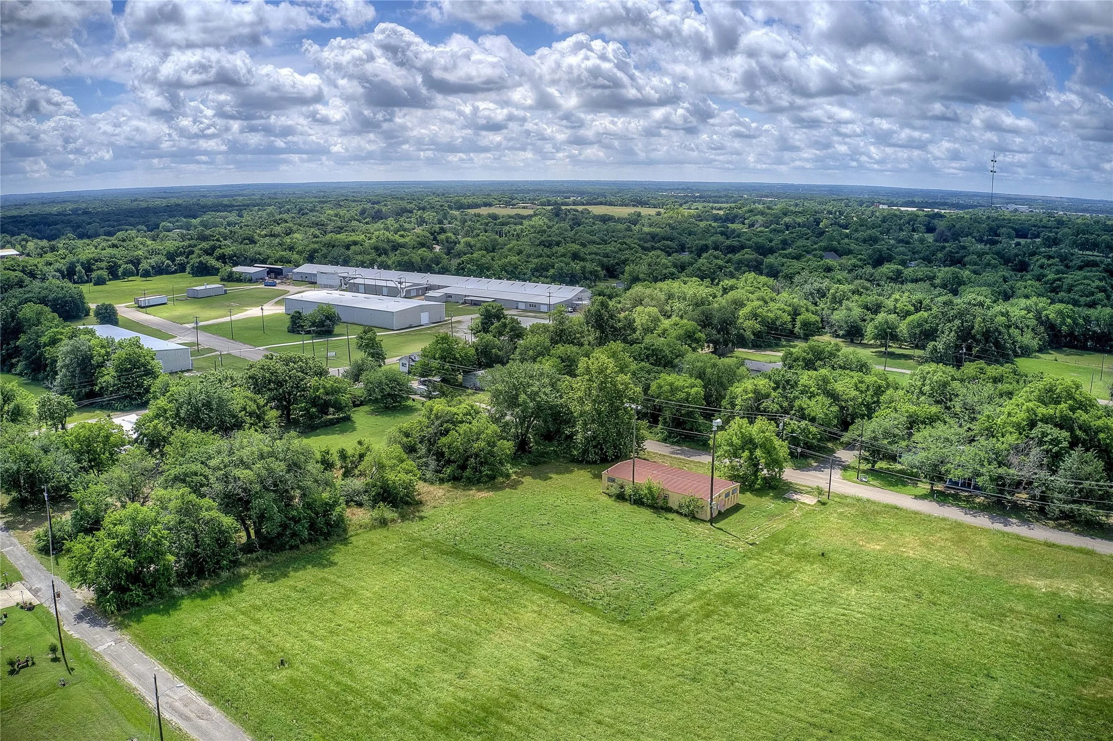 Unimproved Land For Sale in Hunt County , 414 N Neal Street, Commerce, Texas 75428, 0, 0, Garage spaces, 0 Sqft, built in 0, mls#21275034, Real Estate Agent in Commerce, Homes For Sale in Hunt county, Homes For Sale in Commerce, Realtor in Commerce Texas, Real Estate Brokerage Independent Realty Texas, Luminita Cordes Realtor