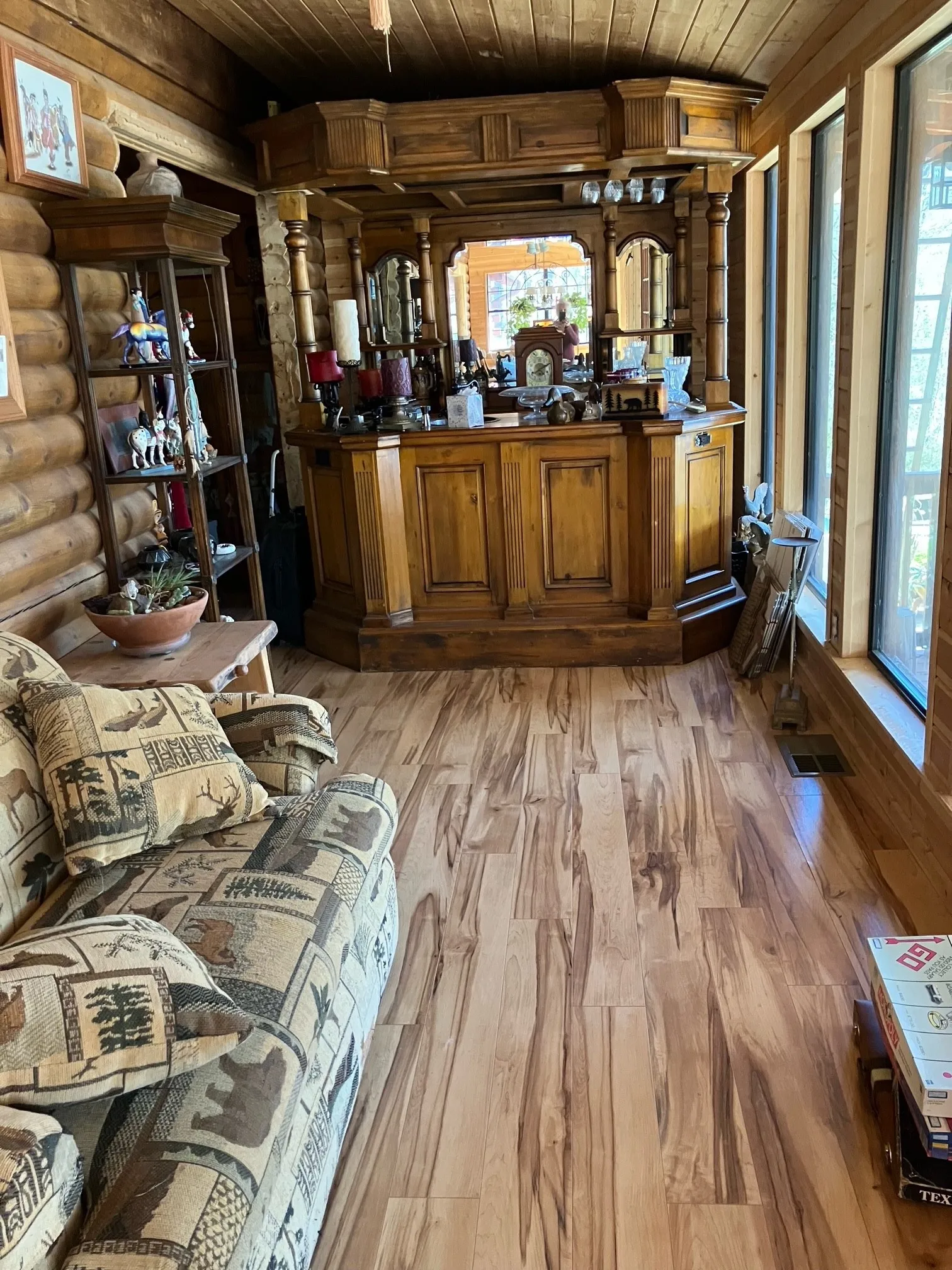 Single Family Residence For Sale in Wood County , 717 private road 6665, Mineola, Texas 75773, 2 Bedroom, 2 Bathroom, 4 Garage spaces, 2,042 Sqft, built in 1994, mls#21264825, Real Estate Agent in Mineola, Homes For Sale in Wood county, Homes For Sale in Mineola, Realtor in Mineola Texas, Real Estate Brokerage Independent Realty Texas, Luminita Cordes Realtor