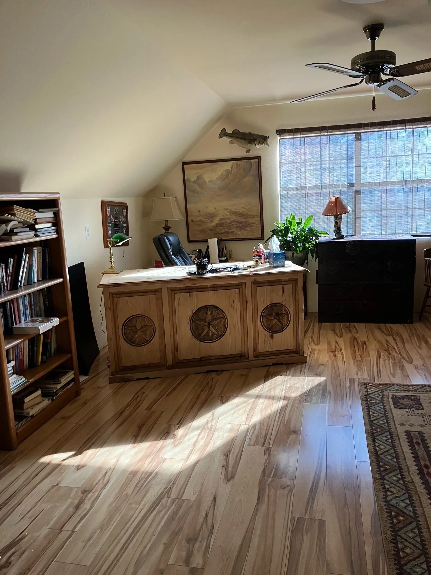 Single Family Residence For Sale in Wood County , 717 private road 6665, Mineola, Texas 75773, 2 Bedroom, 2 Bathroom, 4 Garage spaces, 2,042 Sqft, built in 1994, mls#21264825, Real Estate Agent in Mineola, Homes For Sale in Wood county, Homes For Sale in Mineola, Realtor in Mineola Texas, Real Estate Brokerage Independent Realty Texas, Luminita Cordes Realtor