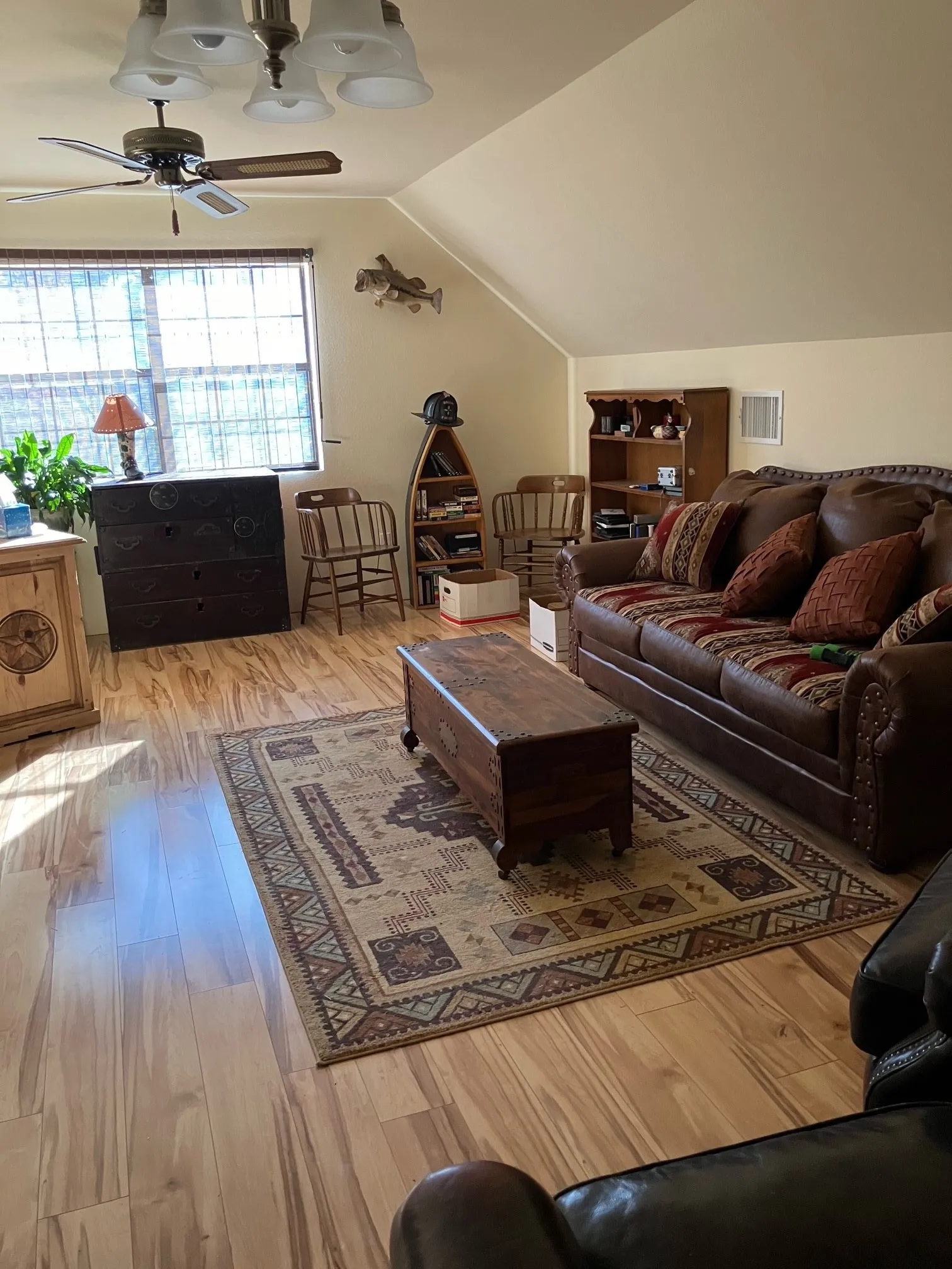 OFFICE AND ADD. LIVING AREA IN LOFT
