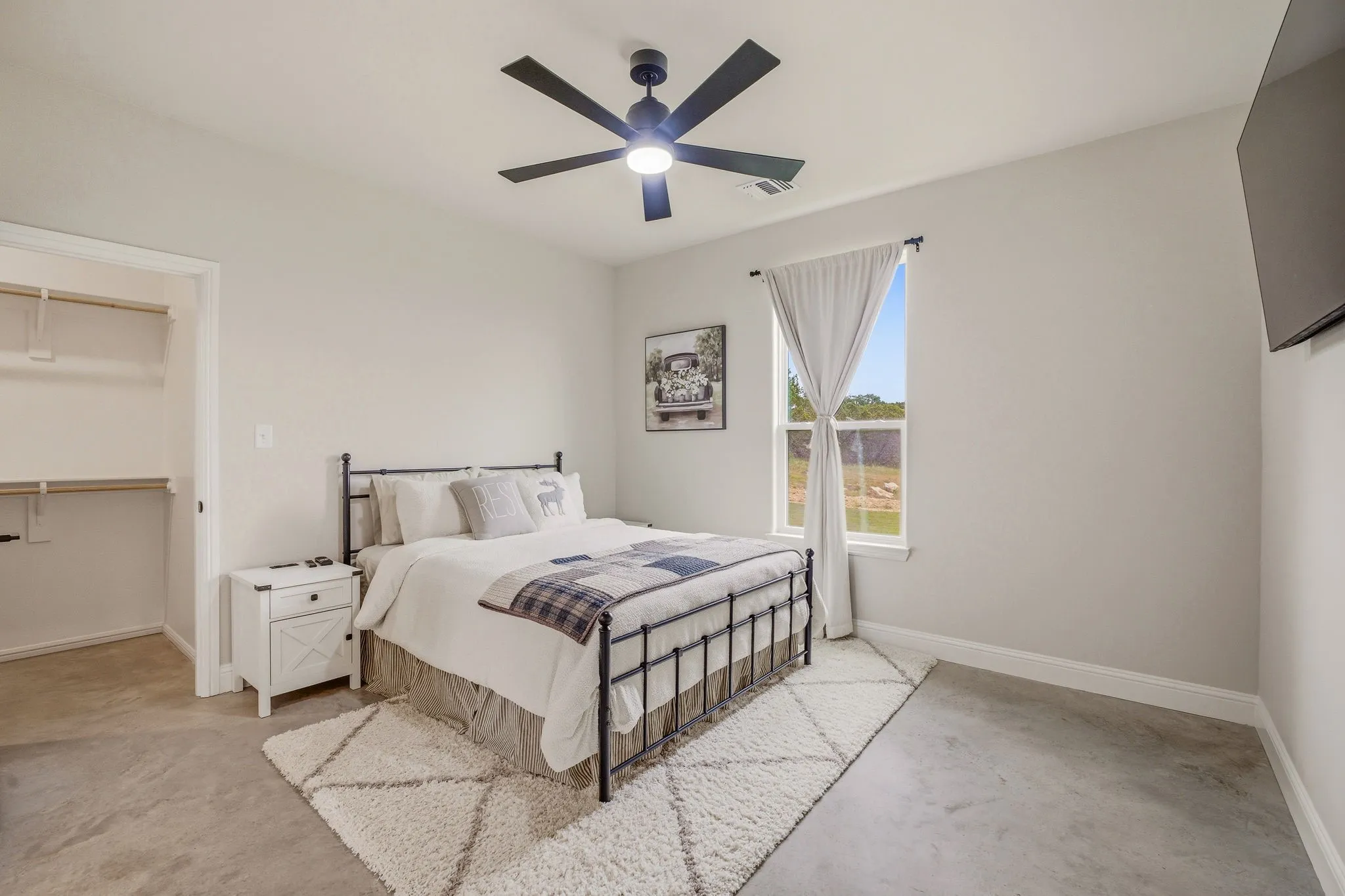 Single Family Residence For Sale in Erath County , 2025 Schooner Way, Bluff Dale, Texas 76433, 3 Bedroom, 3 Bathroom, 2 Garage spaces, 2,334 Sqft, built in 2024, mls#21273709, Real Estate Agent in Bluff Dale, Homes For Sale in Erath county, Homes For Sale in Bluff Dale, Realtor in Bluff Dale Texas, Real Estate Brokerage Independent Realty Texas, Luminita Cordes Realtor