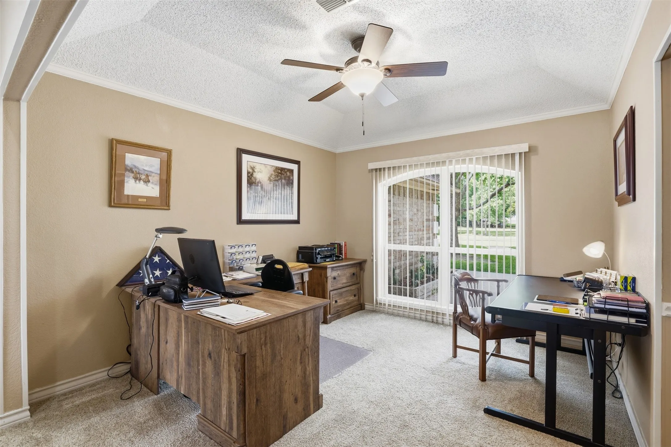 Single Family Residence For Sale in Hood County , 4021 Dakota Trail, Granbury, Texas 76048, 3 Bedroom, 2 Bathroom, 2 Garage spaces, 2,410 Sqft, built in 1987, mls#21274968, Real Estate Agent in Granbury, Homes For Sale in Hood county, Homes For Sale in Granbury, Realtor in Granbury Texas, Real Estate Brokerage Independent Realty Texas, Luminita Cordes Realtor
