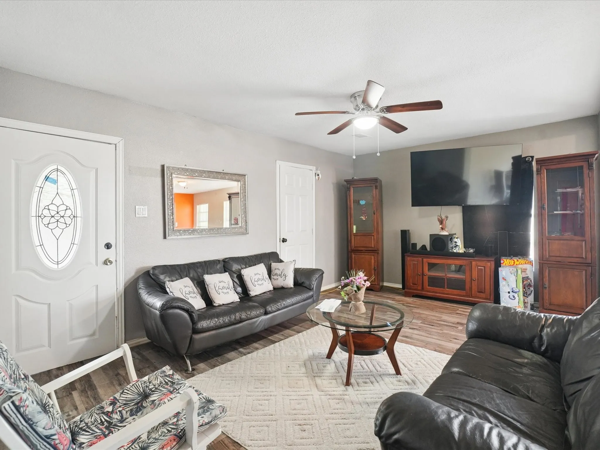 Triplex For Sale in Dallas County , 503 E 6th Street, Dallas, Texas 75203, 6 Bedroom, 3 Bathroom, Garage spaces, 0 Sqft, built in 1921, mls#21273908, Real Estate Agent in Dallas, Homes For Sale in Dallas county, Homes For Sale in Dallas, Realtor in Dallas Texas, Real Estate Brokerage Independent Realty Texas, Luminita Cordes Realtor