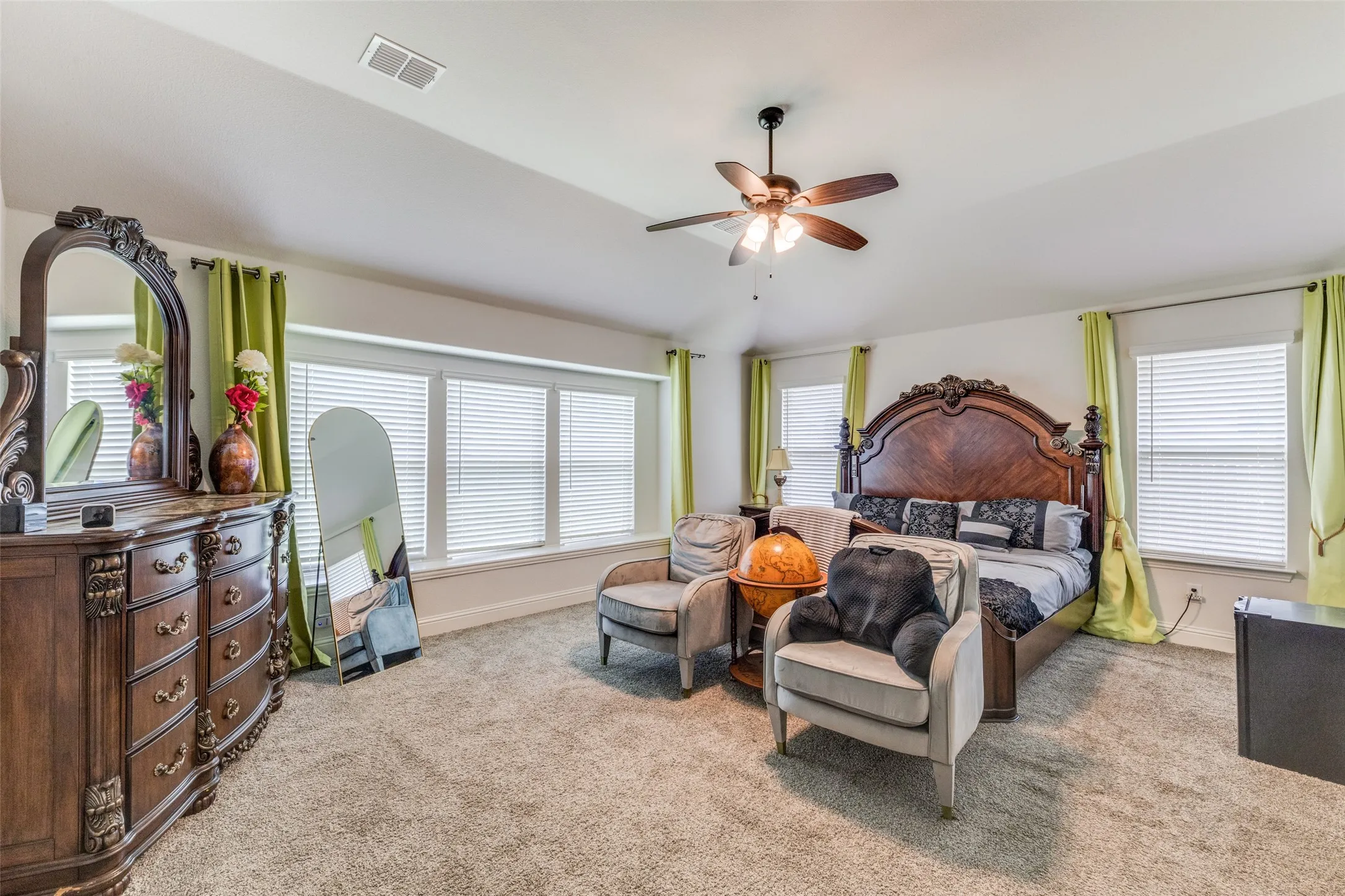Single Family Residence For Sale in Tarrant County , 2602 Geer Lane, Mansfield, Texas 76063, 4 Bedroom, 3 Bathroom, 2 Garage spaces, 2,560 Sqft, built in 2021, mls#21274967, Real Estate Agent in Mansfield, Homes For Sale in Tarrant county, Homes For Sale in Mansfield, Realtor in Mansfield Texas, Real Estate Brokerage Independent Realty Texas, Luminita Cordes Realtor
