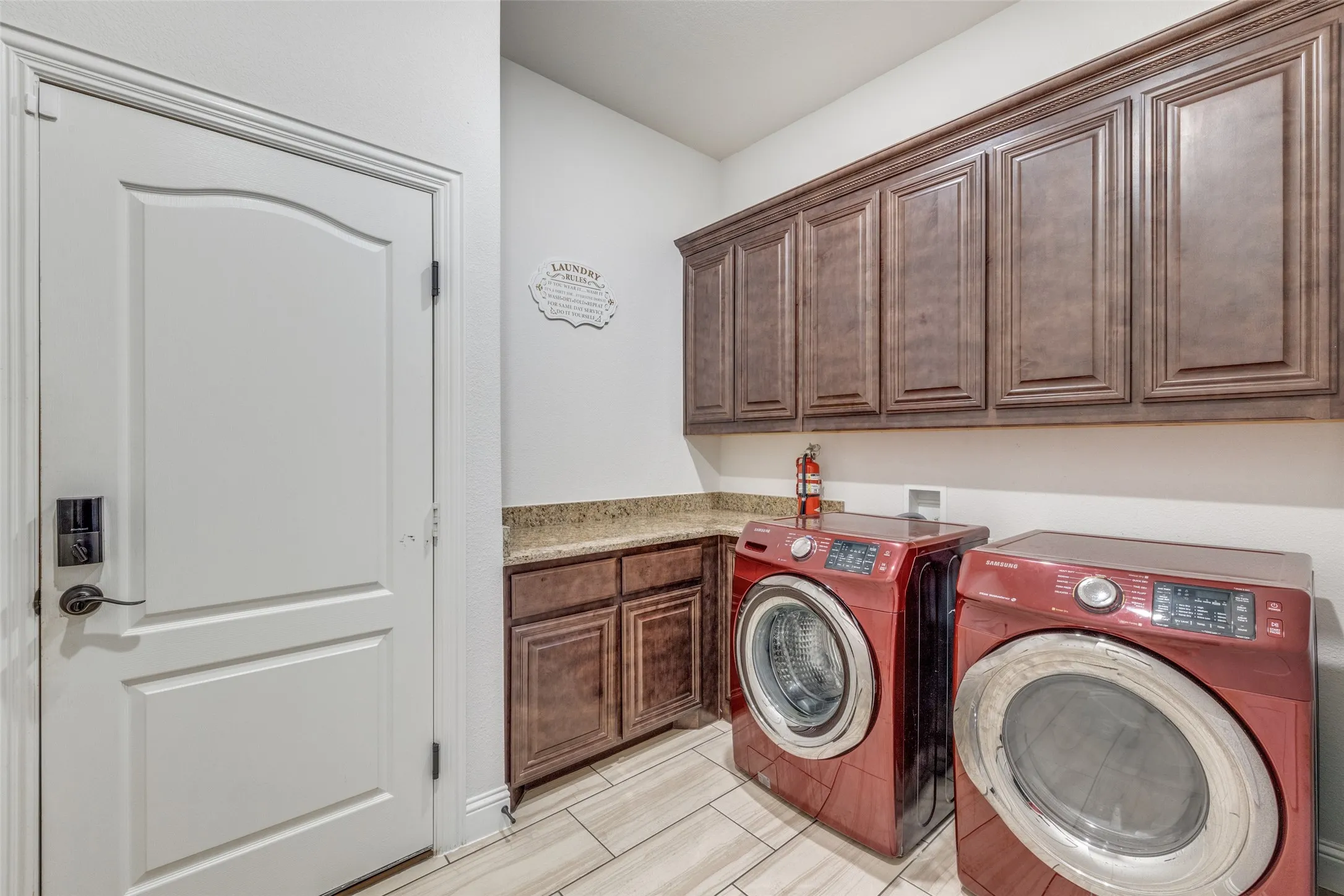 Single Family Residence For Sale in Tarrant County , 2602 Geer Lane, Mansfield, Texas 76063, 4 Bedroom, 3 Bathroom, 2 Garage spaces, 2,560 Sqft, built in 2021, mls#21274967, Real Estate Agent in Mansfield, Homes For Sale in Tarrant county, Homes For Sale in Mansfield, Realtor in Mansfield Texas, Real Estate Brokerage Independent Realty Texas, Luminita Cordes Realtor