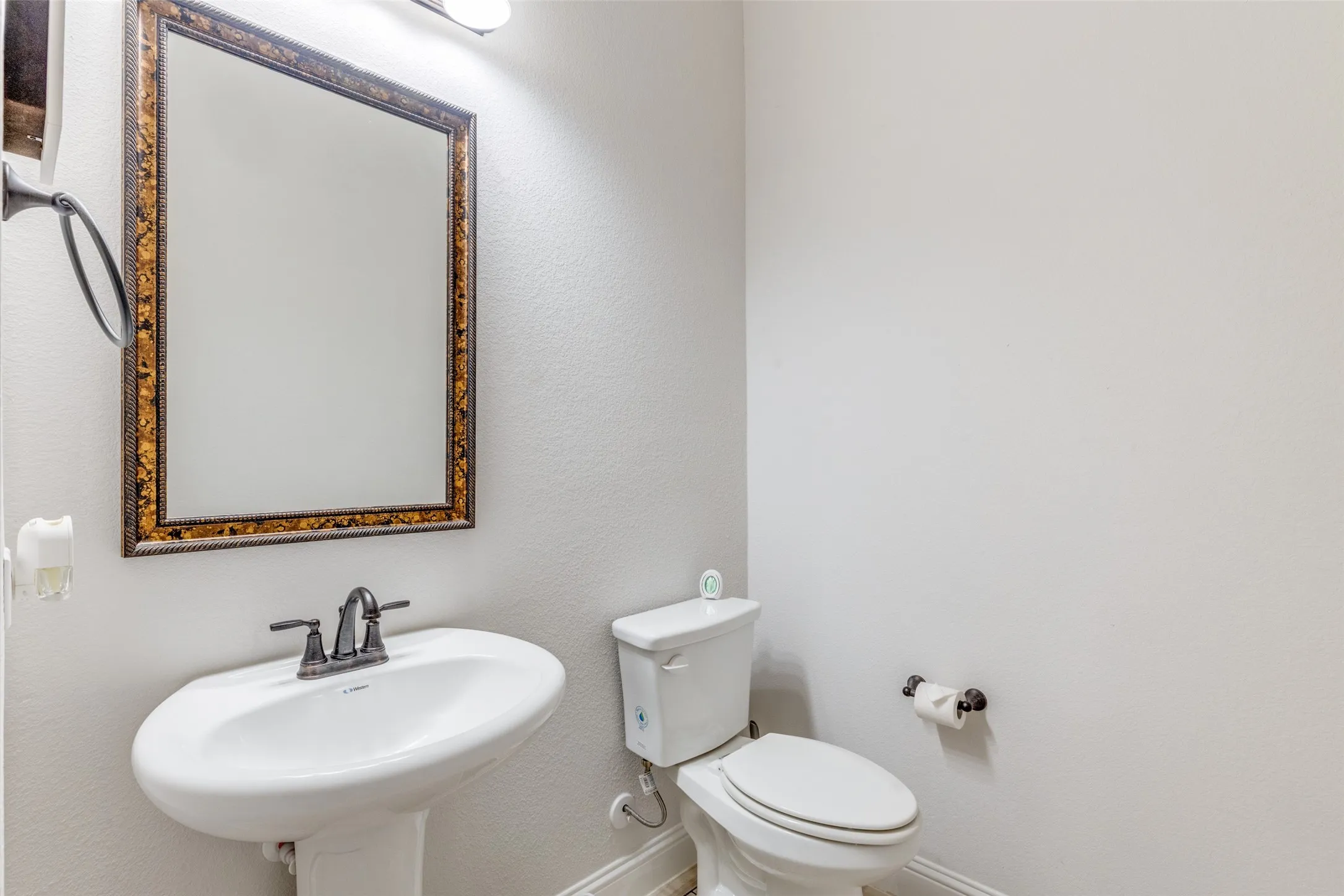 Single Family Residence For Sale in Tarrant County , 2602 Geer Lane, Mansfield, Texas 76063, 4 Bedroom, 3 Bathroom, 2 Garage spaces, 2,560 Sqft, built in 2021, mls#21274967, Real Estate Agent in Mansfield, Homes For Sale in Tarrant county, Homes For Sale in Mansfield, Realtor in Mansfield Texas, Real Estate Brokerage Independent Realty Texas, Luminita Cordes Realtor