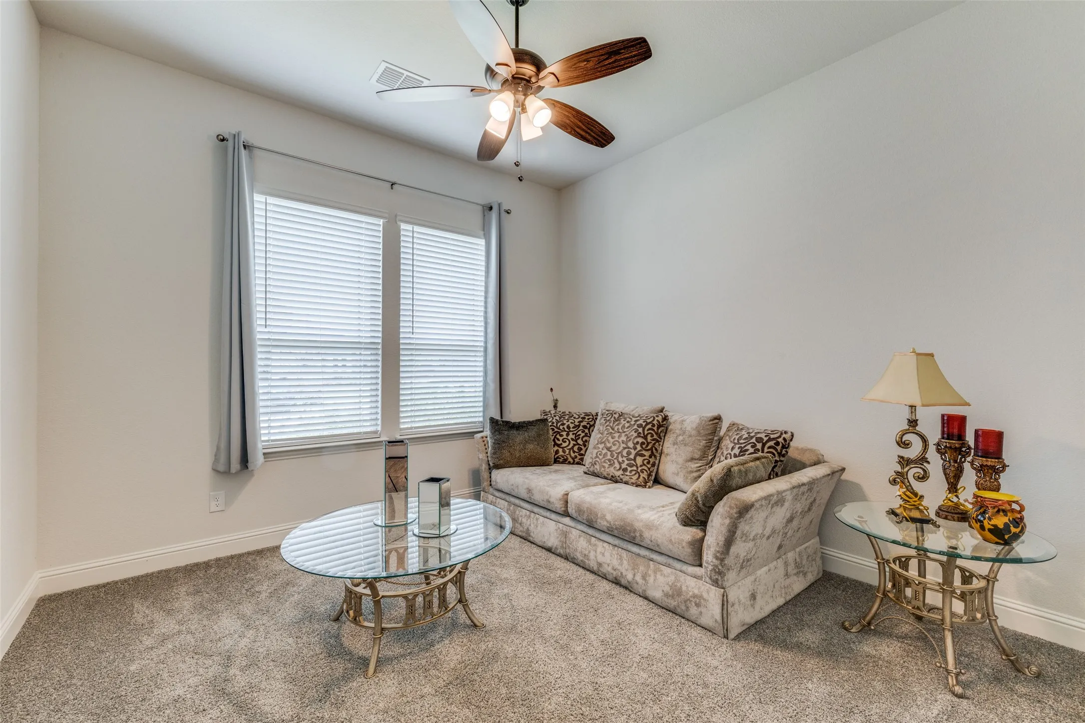 Single Family Residence For Sale in Tarrant County , 2602 Geer Lane, Mansfield, Texas 76063, 4 Bedroom, 3 Bathroom, 2 Garage spaces, 2,560 Sqft, built in 2021, mls#21274967, Real Estate Agent in Mansfield, Homes For Sale in Tarrant county, Homes For Sale in Mansfield, Realtor in Mansfield Texas, Real Estate Brokerage Independent Realty Texas, Luminita Cordes Realtor