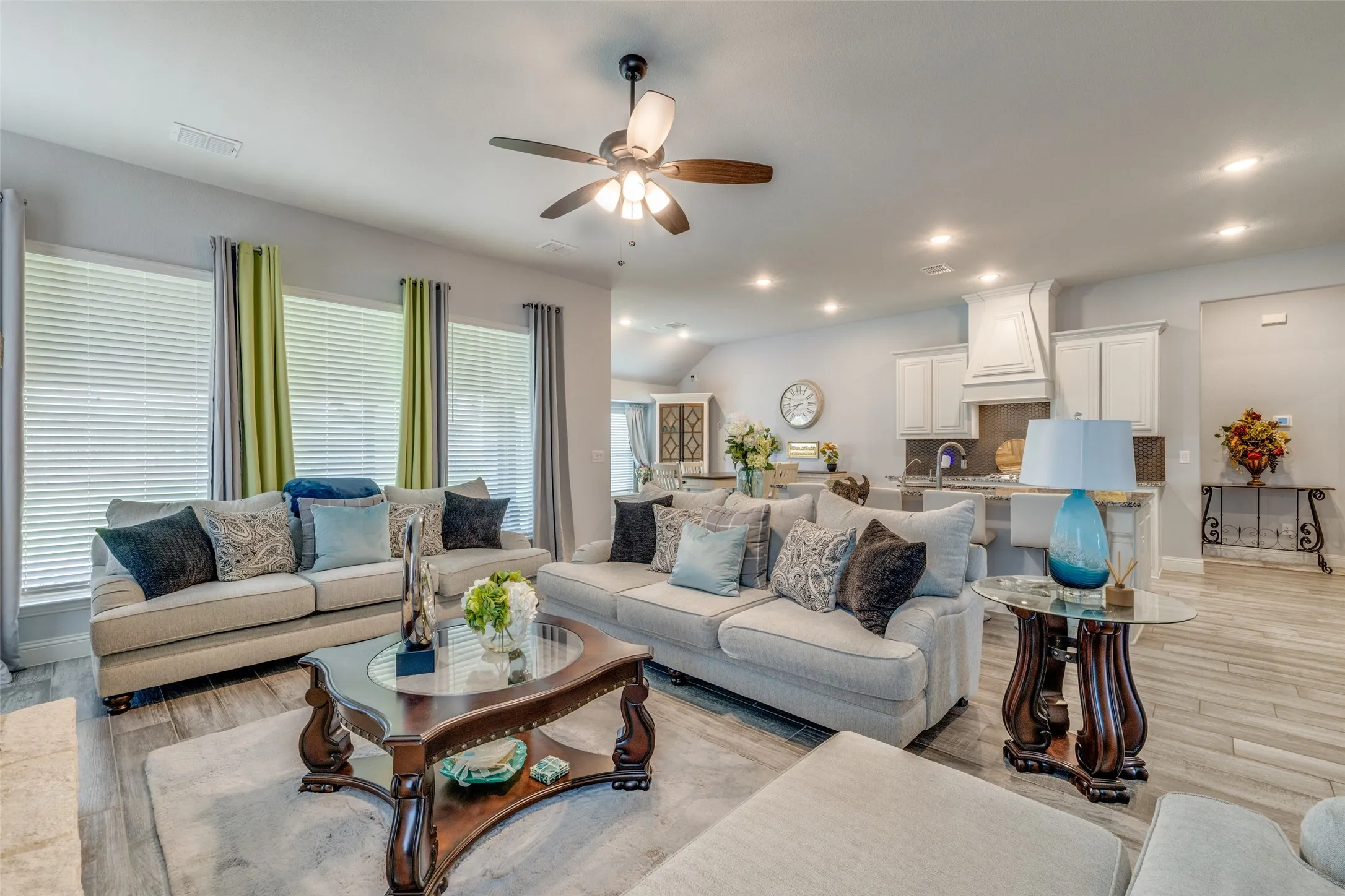 Single Family Residence For Sale in Tarrant County , 2602 Geer Lane, Mansfield, Texas 76063, 4 Bedroom, 3 Bathroom, 2 Garage spaces, 2,560 Sqft, built in 2021, mls#21274967, Real Estate Agent in Mansfield, Homes For Sale in Tarrant county, Homes For Sale in Mansfield, Realtor in Mansfield Texas, Real Estate Brokerage Independent Realty Texas, Luminita Cordes Realtor