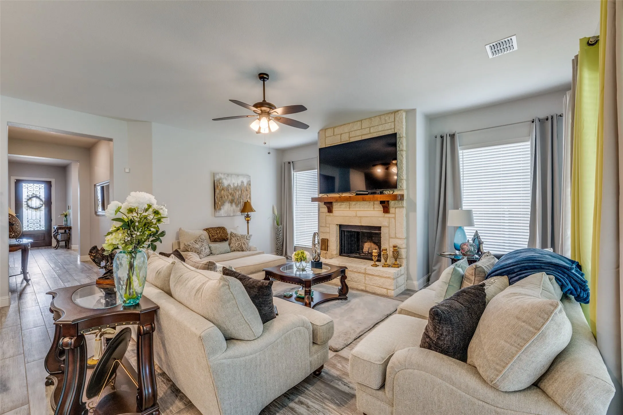 Single Family Residence For Sale in Tarrant County , 2602 Geer Lane, Mansfield, Texas 76063, 4 Bedroom, 3 Bathroom, 2 Garage spaces, 2,560 Sqft, built in 2021, mls#21274967, Real Estate Agent in Mansfield, Homes For Sale in Tarrant county, Homes For Sale in Mansfield, Realtor in Mansfield Texas, Real Estate Brokerage Independent Realty Texas, Luminita Cordes Realtor