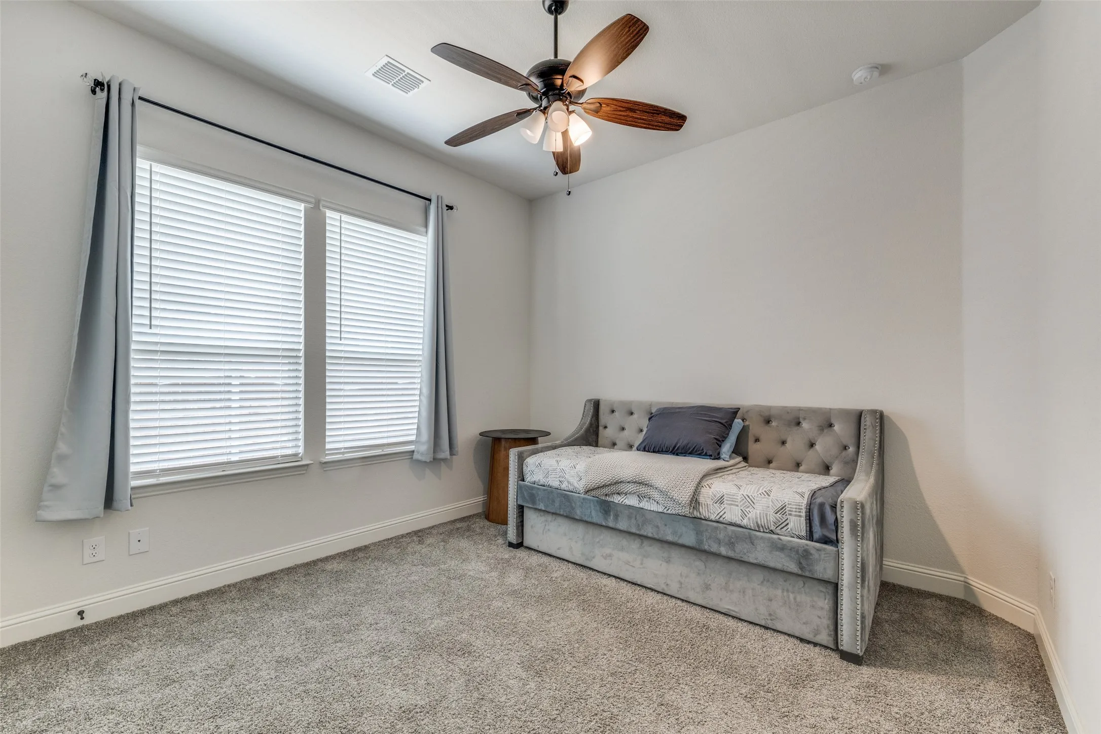 Single Family Residence For Sale in Tarrant County , 2602 Geer Lane, Mansfield, Texas 76063, 4 Bedroom, 3 Bathroom, 2 Garage spaces, 2,560 Sqft, built in 2021, mls#21274967, Real Estate Agent in Mansfield, Homes For Sale in Tarrant county, Homes For Sale in Mansfield, Realtor in Mansfield Texas, Real Estate Brokerage Independent Realty Texas, Luminita Cordes Realtor