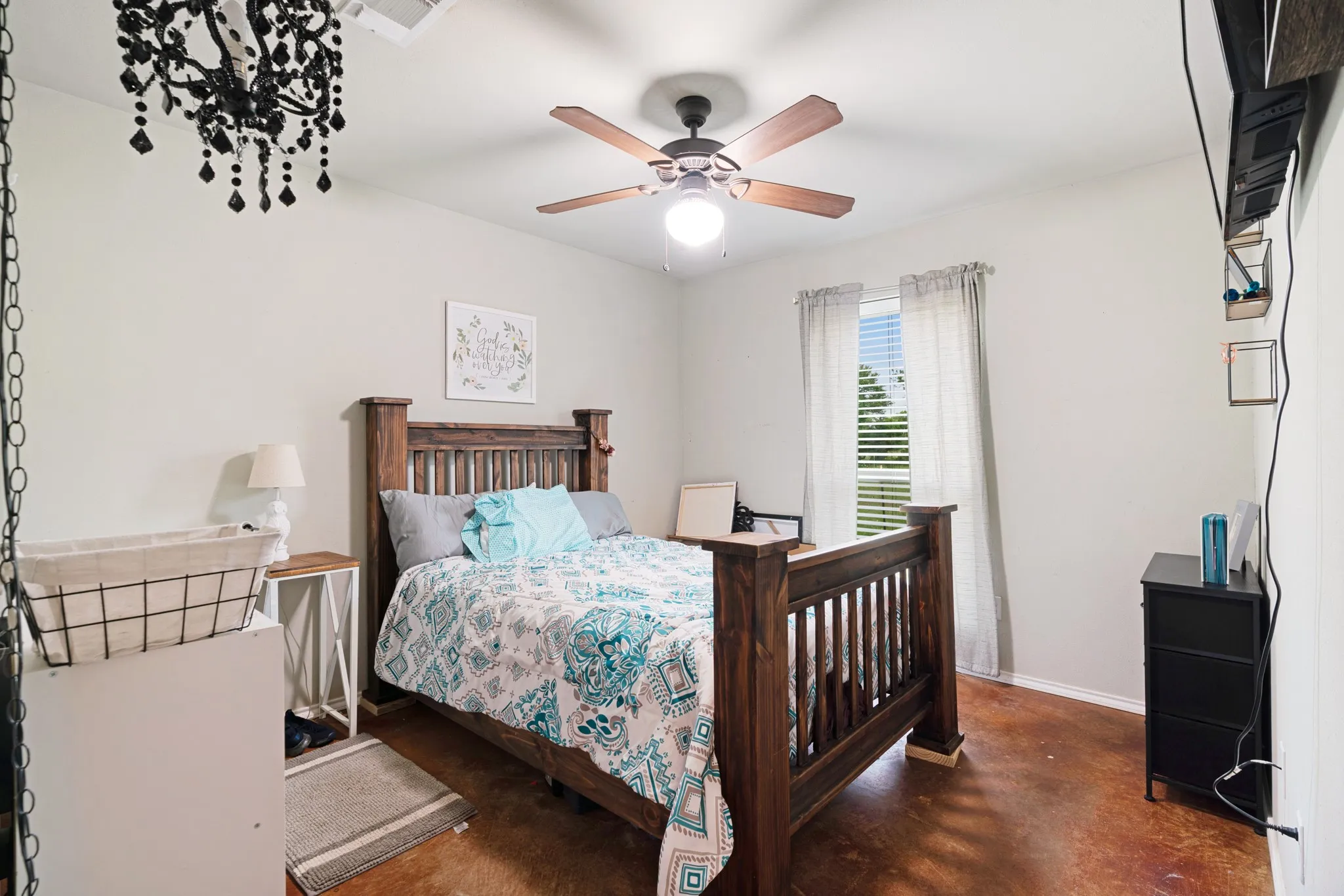 Single Family Residence For Sale in Lamar County , 1890 County Road 34520, Sumner, Texas 75486, 3 Bedroom, 2 Bathroom, Garage spaces, 1,459 Sqft, built in 2016, mls#21272068, Real Estate Agent in Sumner, Homes For Sale in Lamar county, Homes For Sale in Sumner, Realtor in Sumner Texas, Real Estate Brokerage Independent Realty Texas, Luminita Cordes Realtor