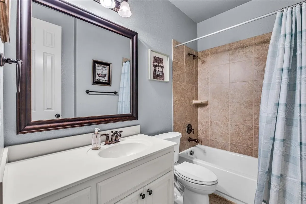 Single Family Residence For Rent in Denton County , 6365 Bear Lake Road, Frisco, Texas 75036, 4 Bedroom, 3 Bathroom, 2 Garage spaces, 3,245 Sqft, built in 2013, mls#21275163, Real Estate Agent in Frisco, Homes For Rent in Denton county, Homes For Rent in Frisco, Realtor in Frisco Texas, Real Estate Brokerage Independent Realty Texas, Luminita Cordes Realtor