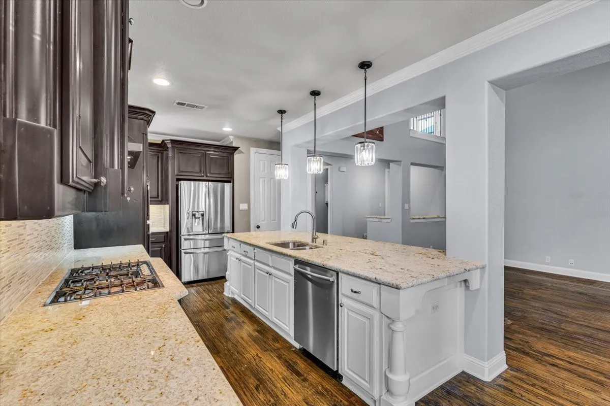 Single Family Residence For Rent in Denton County , 6365 Bear Lake Road, Frisco, Texas 75036, 4 Bedroom, 3 Bathroom, 2 Garage spaces, 3,245 Sqft, built in 2013, mls#21275163, Real Estate Agent in Frisco, Homes For Rent in Denton county, Homes For Rent in Frisco, Realtor in Frisco Texas, Real Estate Brokerage Independent Realty Texas, Luminita Cordes Realtor