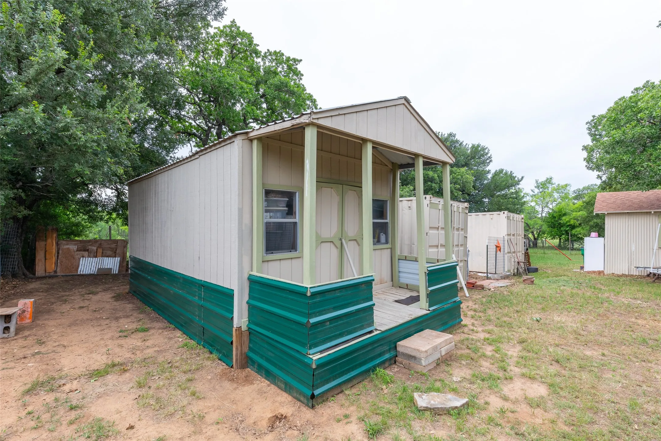 Single Family Residence For Sale in Eastland County , 208 Frost Street, Eastland, Texas 76448, 2 Bedroom, 1 Bathroom, Garage spaces, 1,176 Sqft, built in 1924, mls#21271835, Real Estate Agent in Eastland, Homes For Sale in Eastland county, Homes For Sale in Eastland, Realtor in Eastland Texas, Real Estate Brokerage Independent Realty Texas, Luminita Cordes Realtor