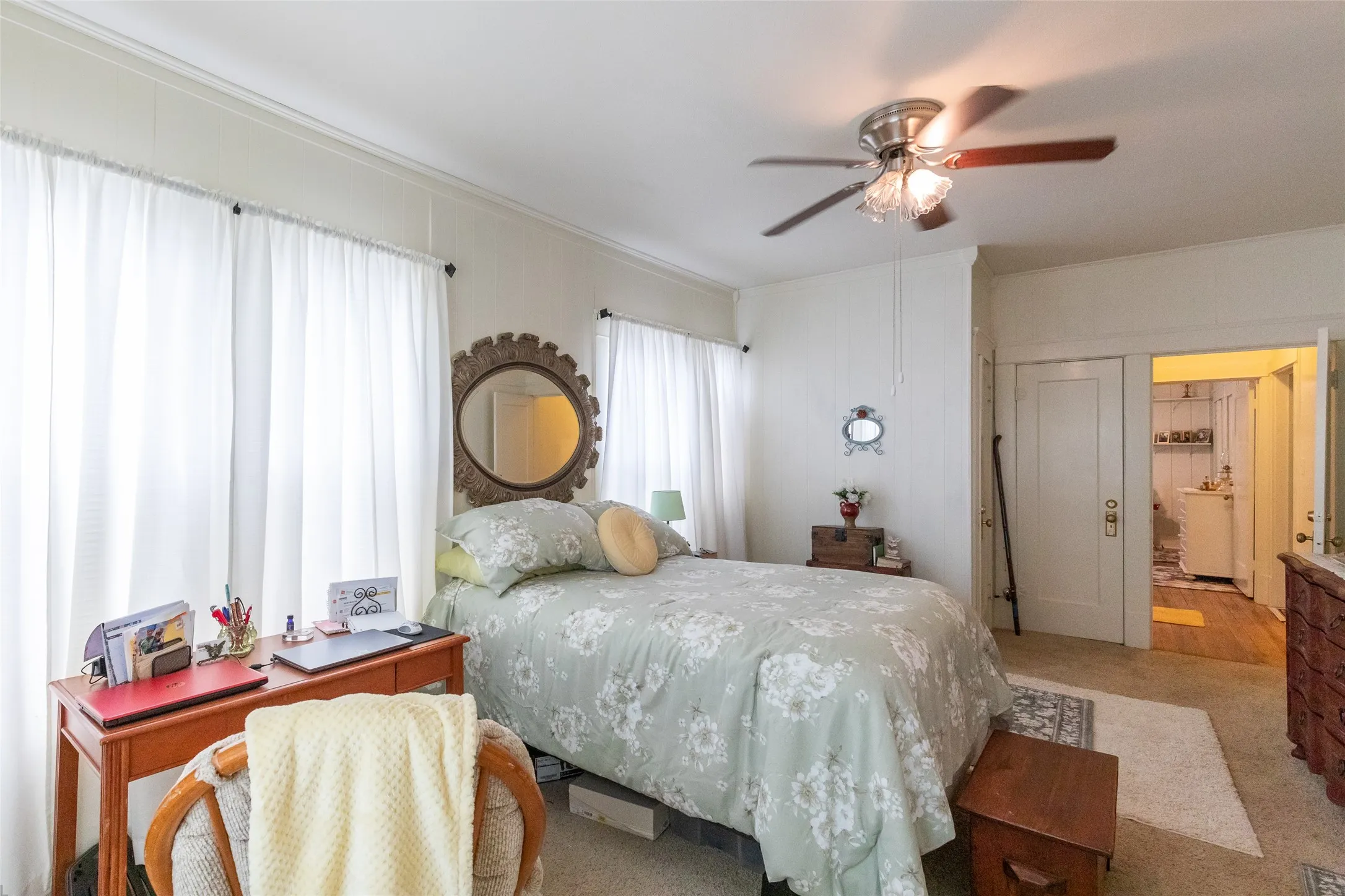Single Family Residence For Sale in Eastland County , 208 Frost Street, Eastland, Texas 76448, 2 Bedroom, 1 Bathroom, Garage spaces, 1,176 Sqft, built in 1924, mls#21271835, Real Estate Agent in Eastland, Homes For Sale in Eastland county, Homes For Sale in Eastland, Realtor in Eastland Texas, Real Estate Brokerage Independent Realty Texas, Luminita Cordes Realtor