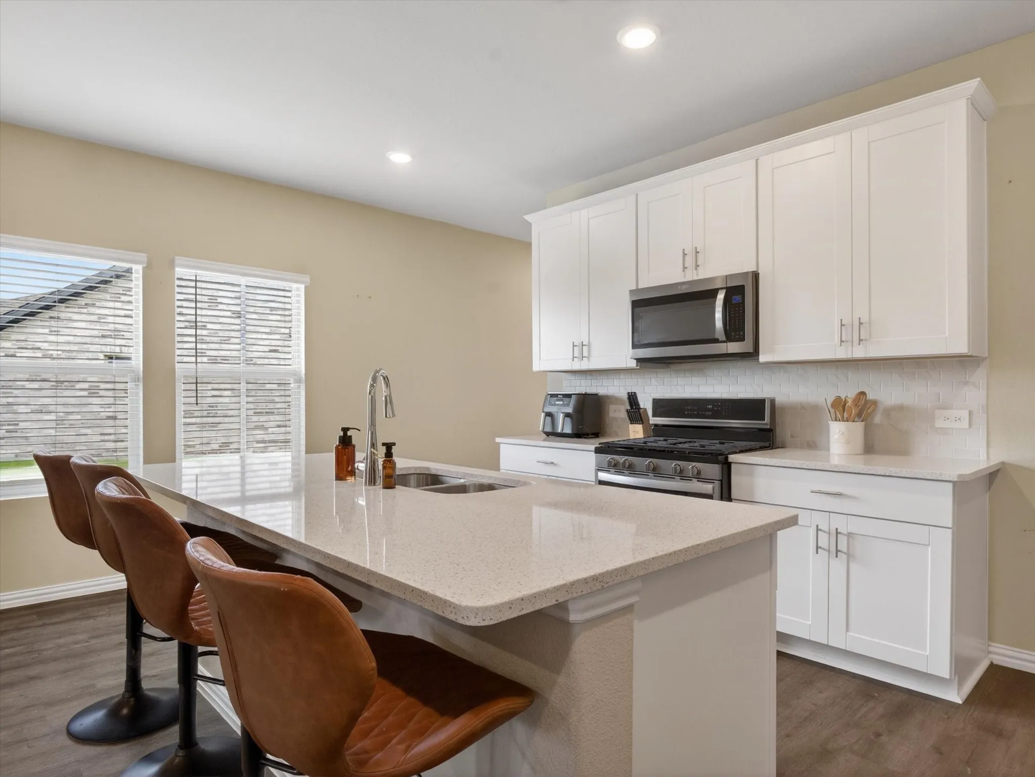 Single Family Residence For Sale in Collin County , 4805 Ellison Drive, Princeton, Texas 75071, 3 Bedroom, 2 Bathroom, 2 Garage spaces, 1,566 Sqft, built in 2024, mls#21274408, Real Estate Agent in Princeton, Homes For Sale in Collin county, Homes For Sale in Princeton, Realtor in Princeton Texas, Real Estate Brokerage Independent Realty Texas, Luminita Cordes Realtor