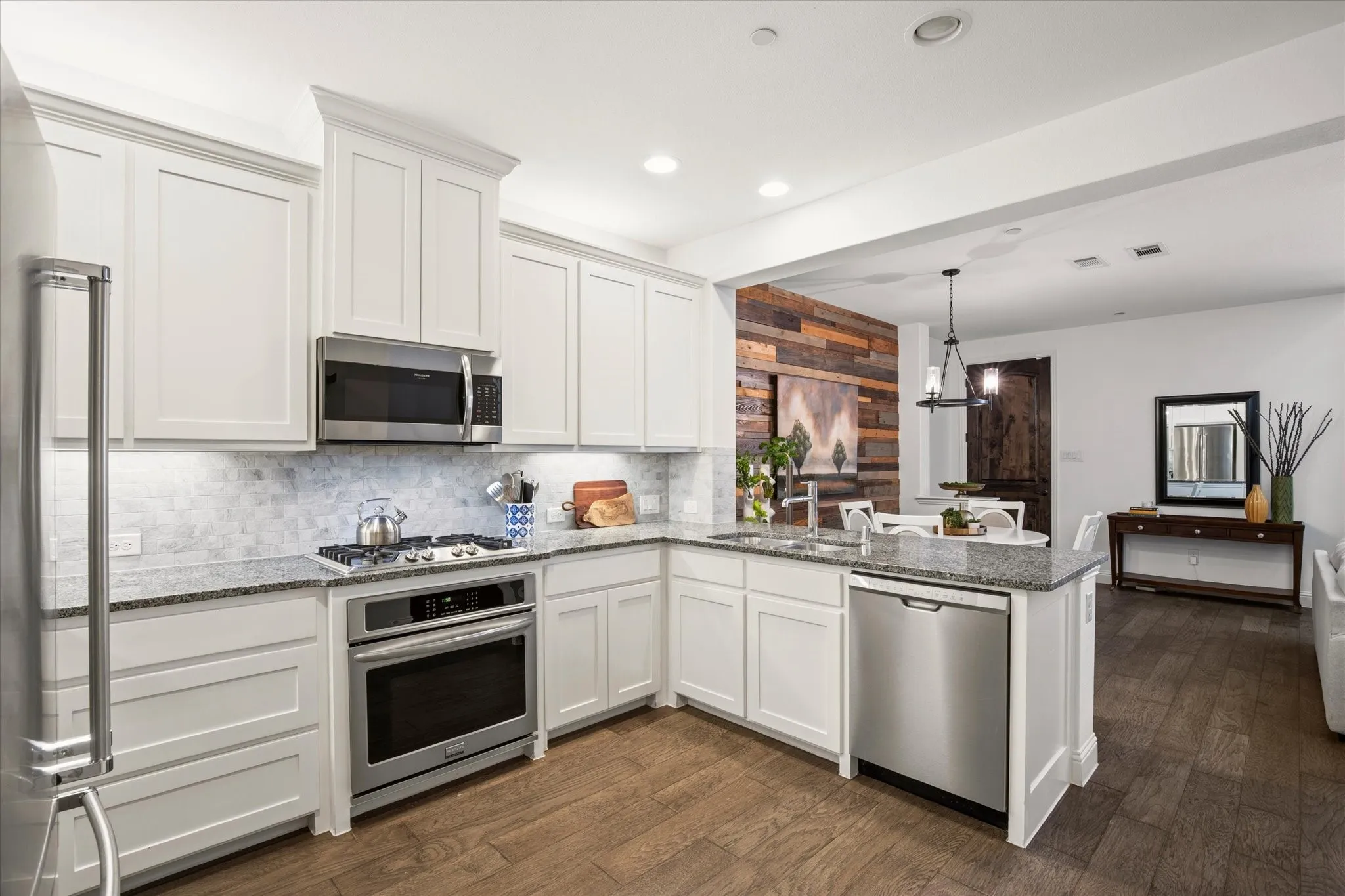 Lots of counter space for meal prep.