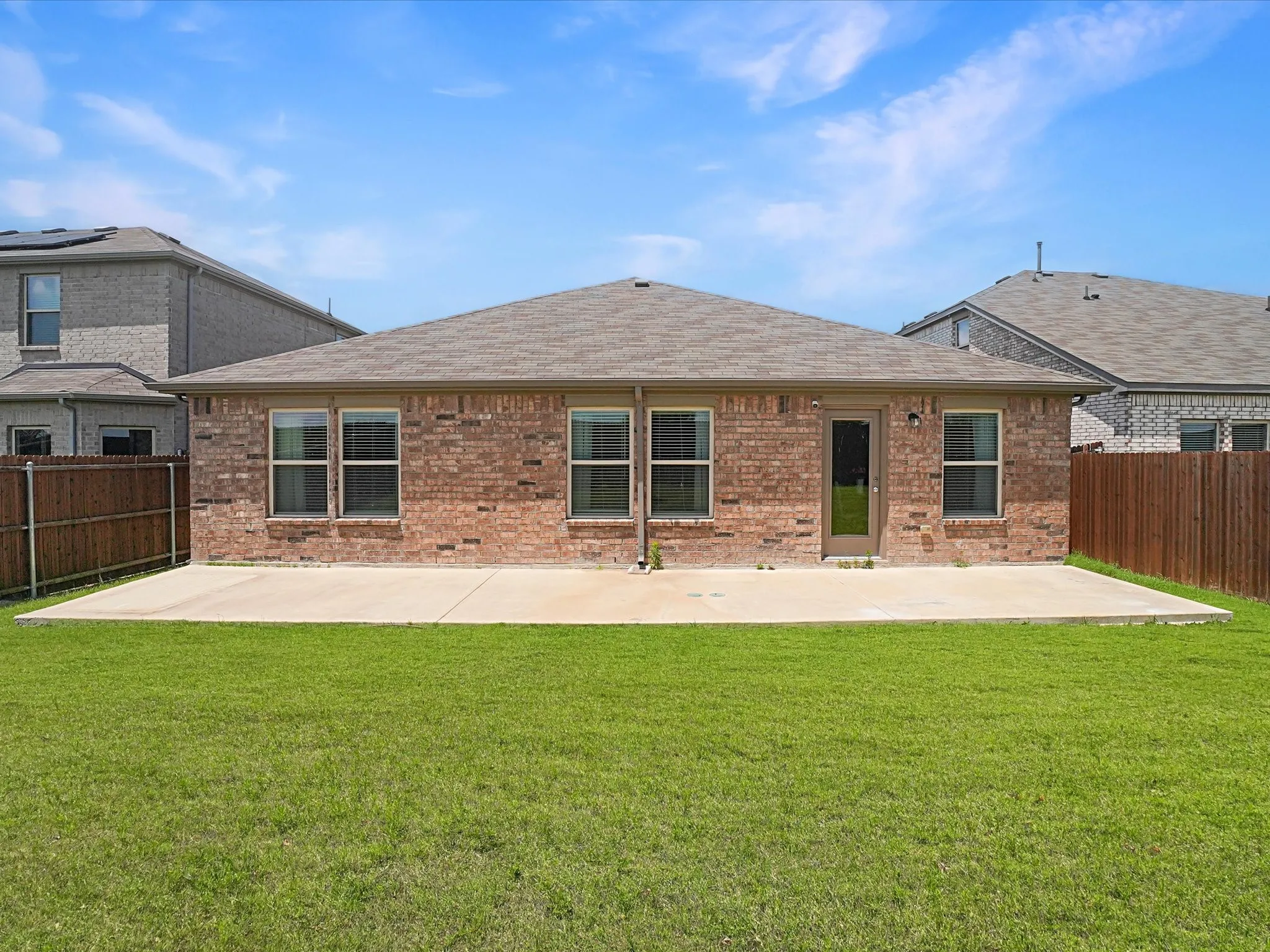 Single Family Residence For Sale in Hunt County , 5577 Cherokee Rose Drive, Royse City, Texas 75189, 4 Bedroom, 2 Bathroom, 2 Garage spaces, 1,971 Sqft, built in 2021, mls#21273736, Real Estate Agent in Royse City, Homes For Sale in Hunt county, Homes For Sale in Royse City, Realtor in Royse City Texas, Real Estate Brokerage Independent Realty Texas, Luminita Cordes Realtor
