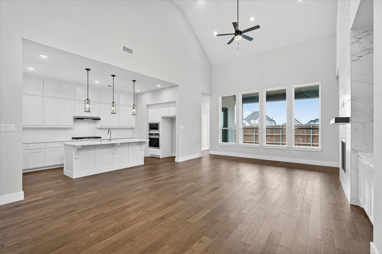 Single Family Residence For Sale in Collin County , 2729 Buckingham Lane, Celina, Texas 75009, 4 Bedroom, 5 Bathroom, 2 Garage spaces, 3,232 Sqft, built in 2026, mls#21274344, Real Estate Agent in Celina, Homes For Sale in Collin county, Homes For Sale in Celina, Realtor in Celina Texas, Real Estate Brokerage Independent Realty Texas, Luminita Cordes Realtor