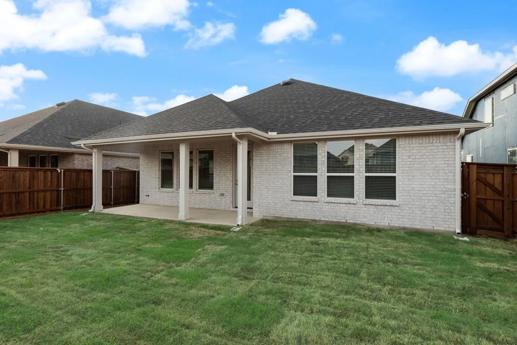 Single Family Residence For Sale in Denton County , 201 Hatherley Street, Little Elm, Texas 75068, 4 Bedroom, 3 Bathroom, 2 Garage spaces, 2,114 Sqft, built in 2026, mls#21275121, Real Estate Agent in Little Elm, Homes For Sale in Denton county, Homes For Sale in Little Elm, Realtor in Little Elm Texas, Real Estate Brokerage Independent Realty Texas, Luminita Cordes Realtor