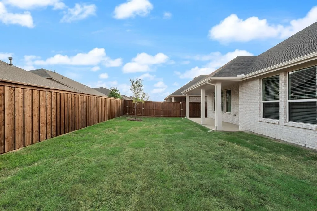 Single Family Residence For Sale in Denton County , 201 Hatherley Street, Little Elm, Texas 75068, 4 Bedroom, 3 Bathroom, 2 Garage spaces, 2,114 Sqft, built in 2026, mls#21275121, Real Estate Agent in Little Elm, Homes For Sale in Denton county, Homes For Sale in Little Elm, Realtor in Little Elm Texas, Real Estate Brokerage Independent Realty Texas, Luminita Cordes Realtor