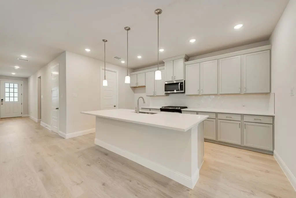 Single Family Residence For Sale in Denton County , 201 Hatherley Street, Little Elm, Texas 75068, 4 Bedroom, 3 Bathroom, 2 Garage spaces, 2,114 Sqft, built in 2026, mls#21275121, Real Estate Agent in Little Elm, Homes For Sale in Denton county, Homes For Sale in Little Elm, Realtor in Little Elm Texas, Real Estate Brokerage Independent Realty Texas, Luminita Cordes Realtor