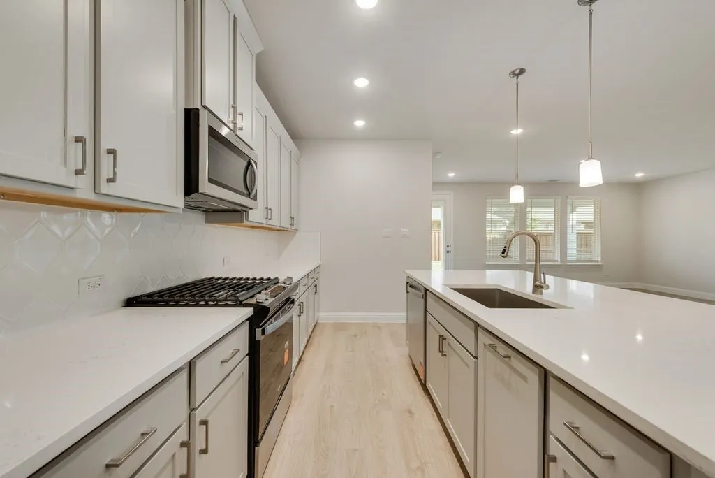 Single Family Residence For Sale in Denton County , 201 Hatherley Street, Little Elm, Texas 75068, 4 Bedroom, 3 Bathroom, 2 Garage spaces, 2,114 Sqft, built in 2026, mls#21275121, Real Estate Agent in Little Elm, Homes For Sale in Denton county, Homes For Sale in Little Elm, Realtor in Little Elm Texas, Real Estate Brokerage Independent Realty Texas, Luminita Cordes Realtor
