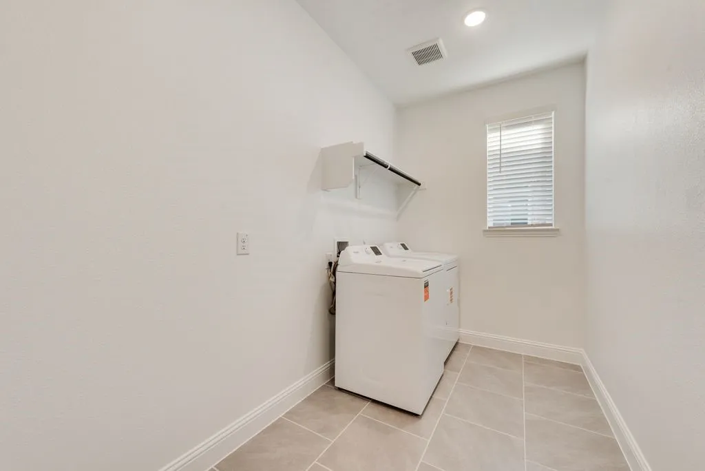 Single Family Residence For Sale in Denton County , 201 Hatherley Street, Little Elm, Texas 75068, 4 Bedroom, 3 Bathroom, 2 Garage spaces, 2,114 Sqft, built in 2026, mls#21275121, Real Estate Agent in Little Elm, Homes For Sale in Denton county, Homes For Sale in Little Elm, Realtor in Little Elm Texas, Real Estate Brokerage Independent Realty Texas, Luminita Cordes Realtor