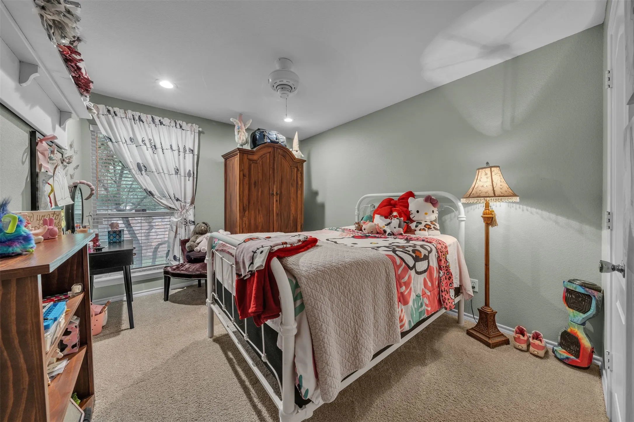Single Family Residence For Sale in Parker County , 2001 Country Brook Drive, Weatherford, Texas 76087, 3 Bedroom, 3 Bathroom, 2 Garage spaces, 2,333 Sqft, built in 1997, mls#21275254, Real Estate Agent in Weatherford, Homes For Sale in Parker county, Homes For Sale in Weatherford, Realtor in Weatherford Texas, Real Estate Brokerage Independent Realty Texas, Luminita Cordes Realtor