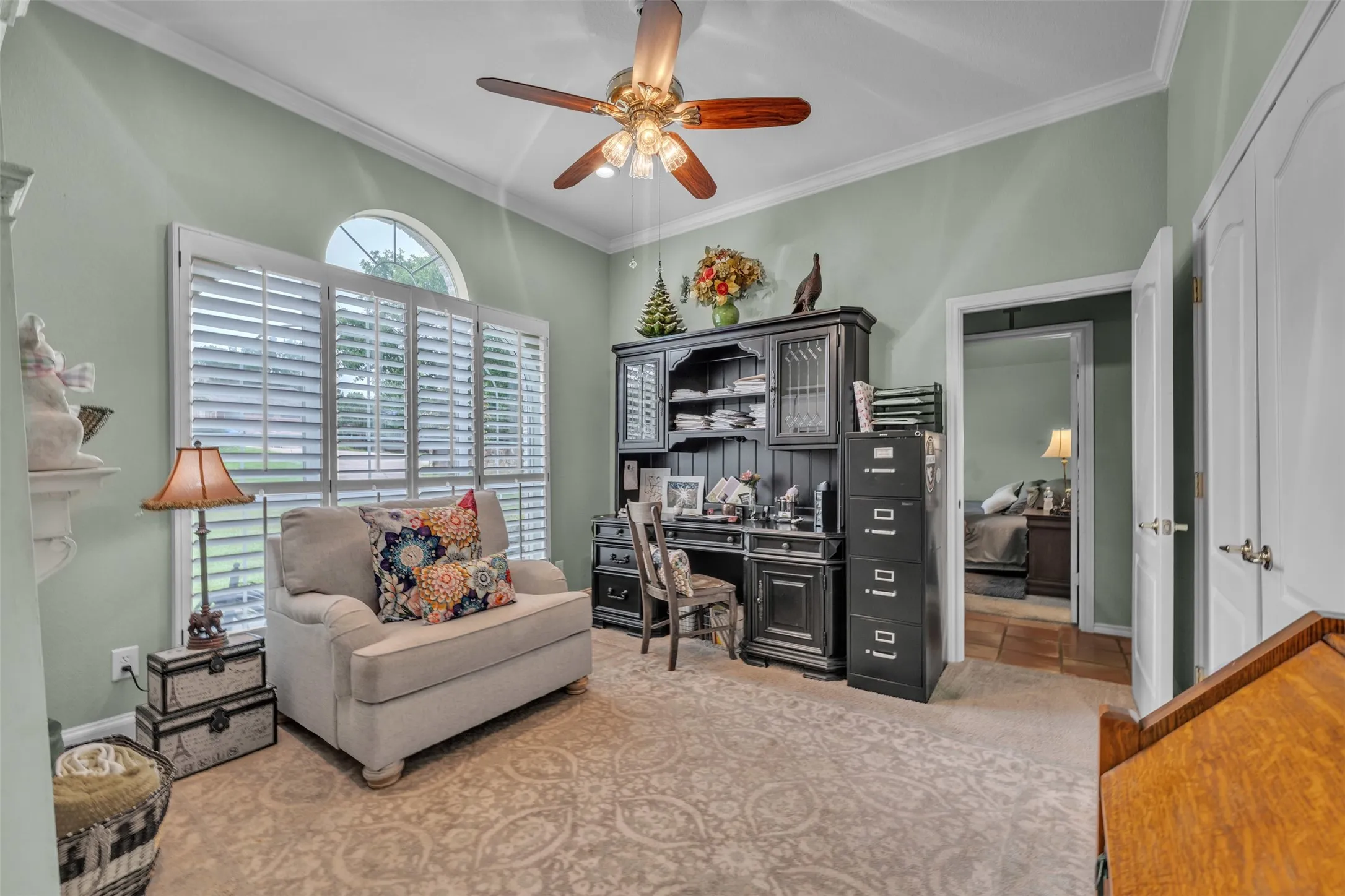 Single Family Residence For Sale in Parker County , 2001 Country Brook Drive, Weatherford, Texas 76087, 3 Bedroom, 3 Bathroom, 2 Garage spaces, 2,333 Sqft, built in 1997, mls#21275254, Real Estate Agent in Weatherford, Homes For Sale in Parker county, Homes For Sale in Weatherford, Realtor in Weatherford Texas, Real Estate Brokerage Independent Realty Texas, Luminita Cordes Realtor