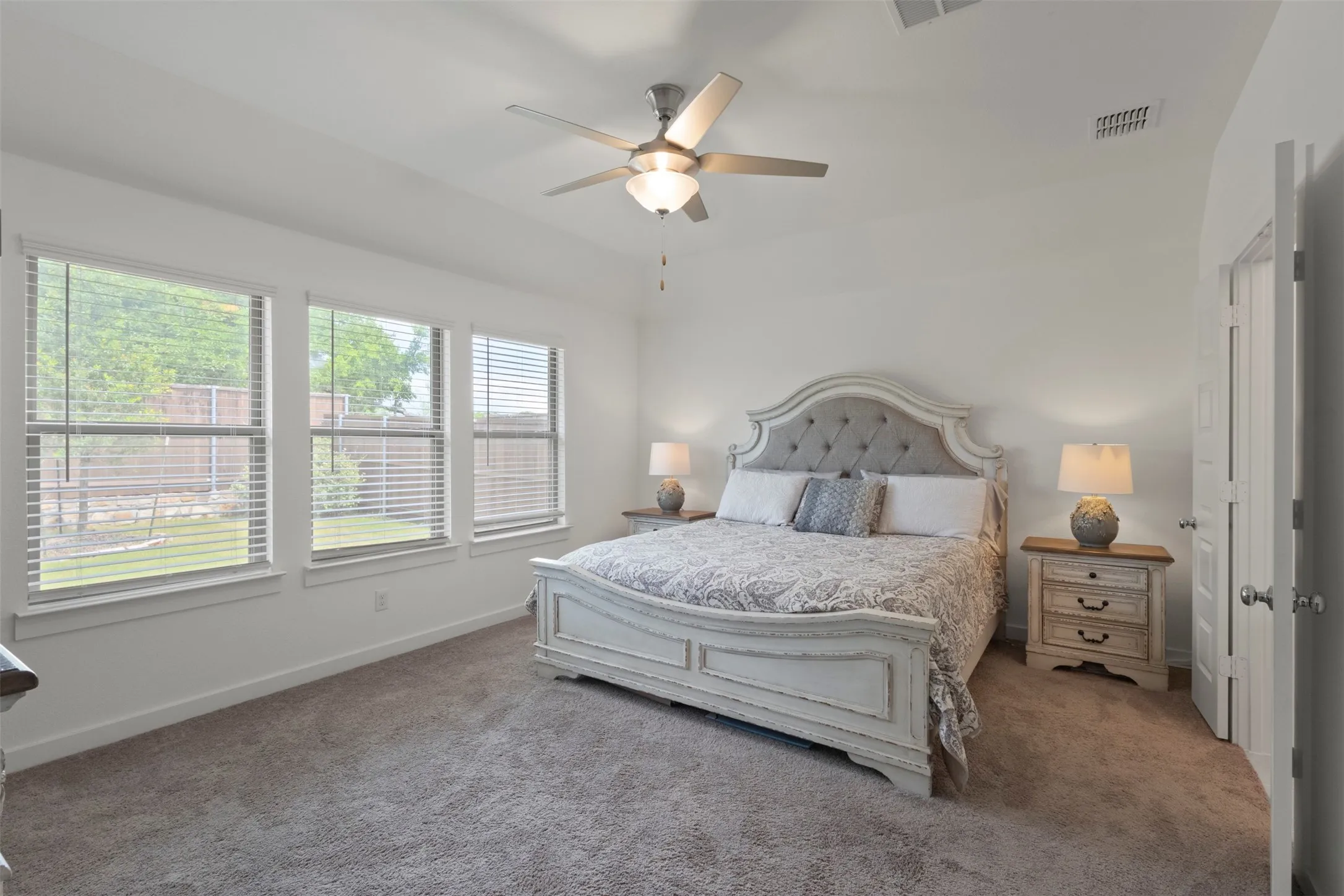 Single Family Residence For Sale in Collin County , 3024 Beau Daniel Drive, Royse City, Texas 75189, 4 Bedroom, 3 Bathroom, 2 Garage spaces, 2,174 Sqft, built in 2023, mls#21272299, Real Estate Agent in Royse City, Homes For Sale in Collin county, Homes For Sale in Royse City, Realtor in Royse City Texas, Real Estate Brokerage Independent Realty Texas, Luminita Cordes Realtor