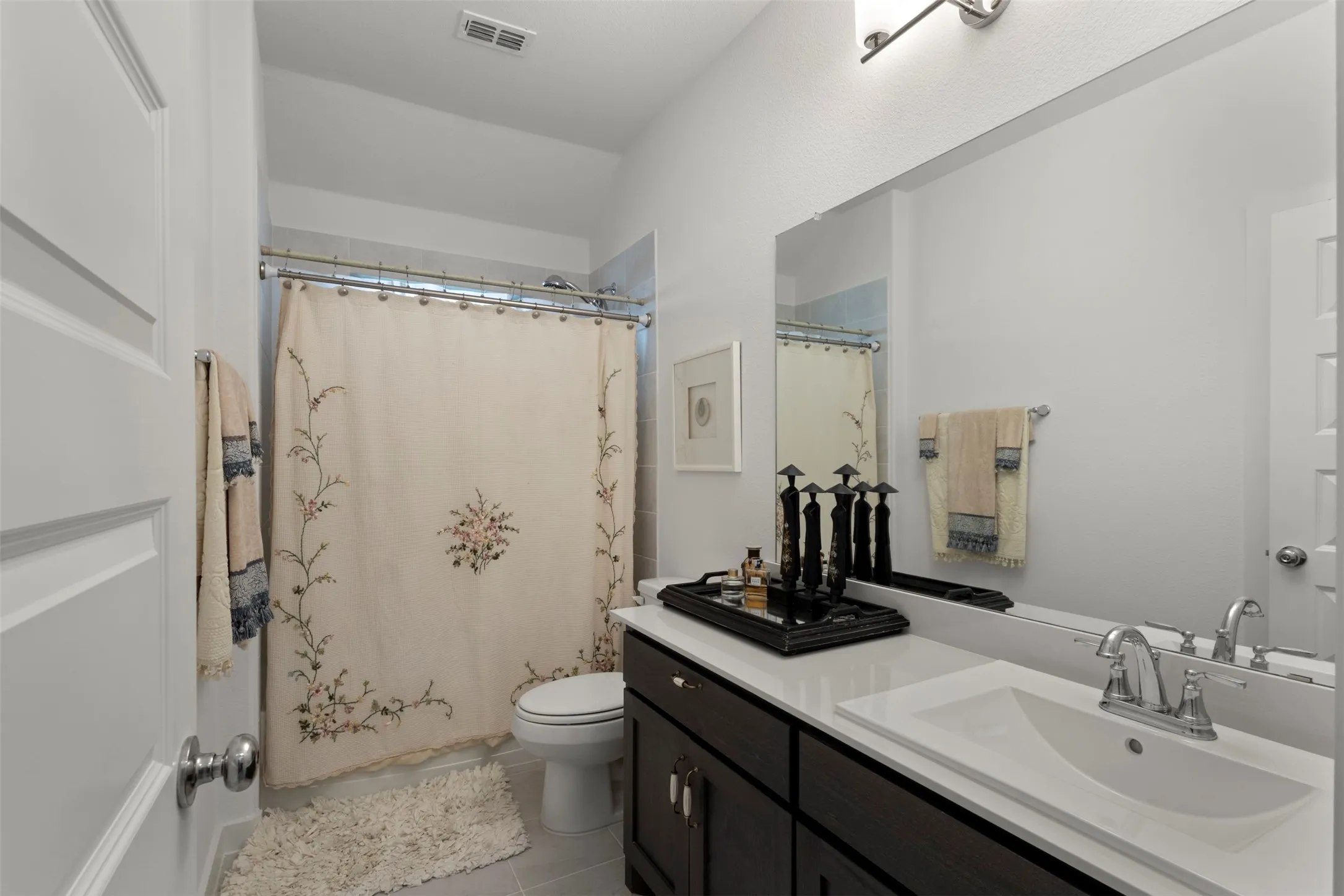 Single Family Residence For Sale in Collin County , 3024 Beau Daniel Drive, Royse City, Texas 75189, 4 Bedroom, 3 Bathroom, 2 Garage spaces, 2,174 Sqft, built in 2023, mls#21272299, Real Estate Agent in Royse City, Homes For Sale in Collin county, Homes For Sale in Royse City, Realtor in Royse City Texas, Real Estate Brokerage Independent Realty Texas, Luminita Cordes Realtor