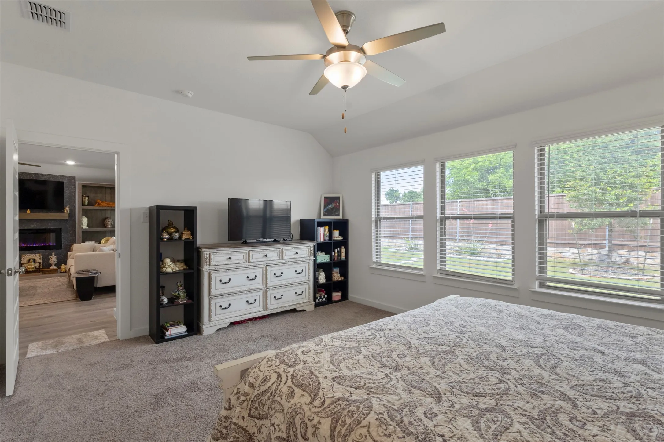 Single Family Residence For Sale in Collin County , 3024 Beau Daniel Drive, Royse City, Texas 75189, 4 Bedroom, 3 Bathroom, 2 Garage spaces, 2,174 Sqft, built in 2023, mls#21272299, Real Estate Agent in Royse City, Homes For Sale in Collin county, Homes For Sale in Royse City, Realtor in Royse City Texas, Real Estate Brokerage Independent Realty Texas, Luminita Cordes Realtor