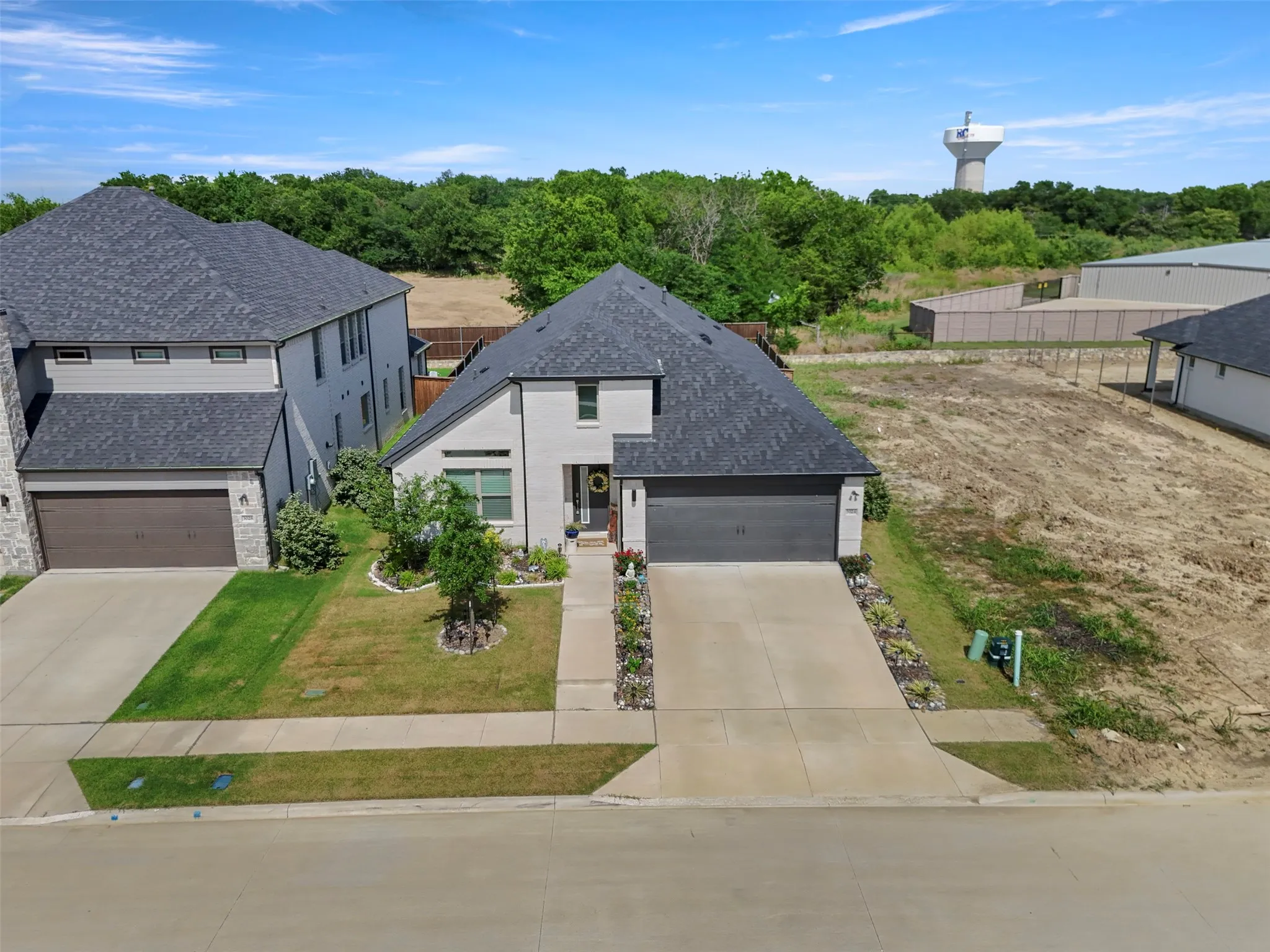 Single Family Residence For Sale in Collin County , 3024 Beau Daniel Drive, Royse City, Texas 75189, 4 Bedroom, 3 Bathroom, 2 Garage spaces, 2,174 Sqft, built in 2023, mls#21272299, Real Estate Agent in Royse City, Homes For Sale in Collin county, Homes For Sale in Royse City, Realtor in Royse City Texas, Real Estate Brokerage Independent Realty Texas, Luminita Cordes Realtor