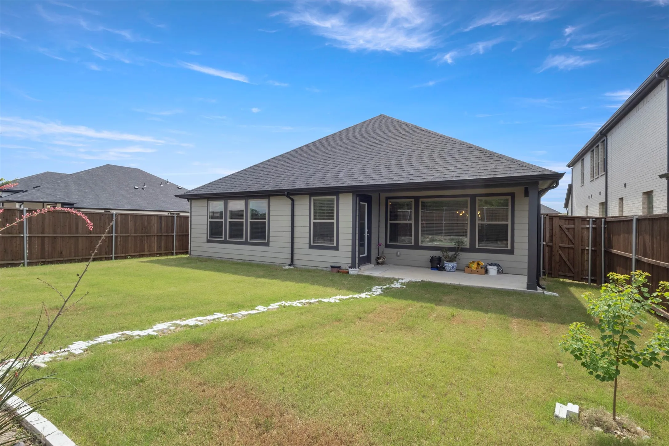 Single Family Residence For Sale in Collin County , 3024 Beau Daniel Drive, Royse City, Texas 75189, 4 Bedroom, 3 Bathroom, 2 Garage spaces, 2,174 Sqft, built in 2023, mls#21272299, Real Estate Agent in Royse City, Homes For Sale in Collin county, Homes For Sale in Royse City, Realtor in Royse City Texas, Real Estate Brokerage Independent Realty Texas, Luminita Cordes Realtor