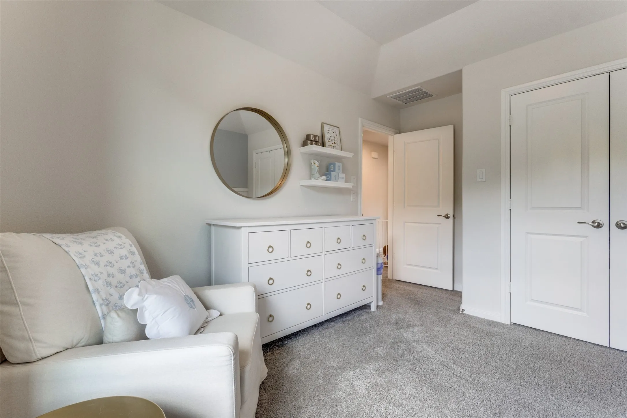 Single Family Residence For Sale in Grayson County , 1813 Lakemont Drive, Van Alstyne, Texas 75495, 3 Bedroom, 3 Bathroom, 2 Garage spaces, 1,861 Sqft, built in 2021, mls#21266849, Real Estate Agent in Van Alstyne, Homes For Sale in Grayson county, Homes For Sale in Van Alstyne, Realtor in Van Alstyne Texas, Real Estate Brokerage Independent Realty Texas, Luminita Cordes Realtor
