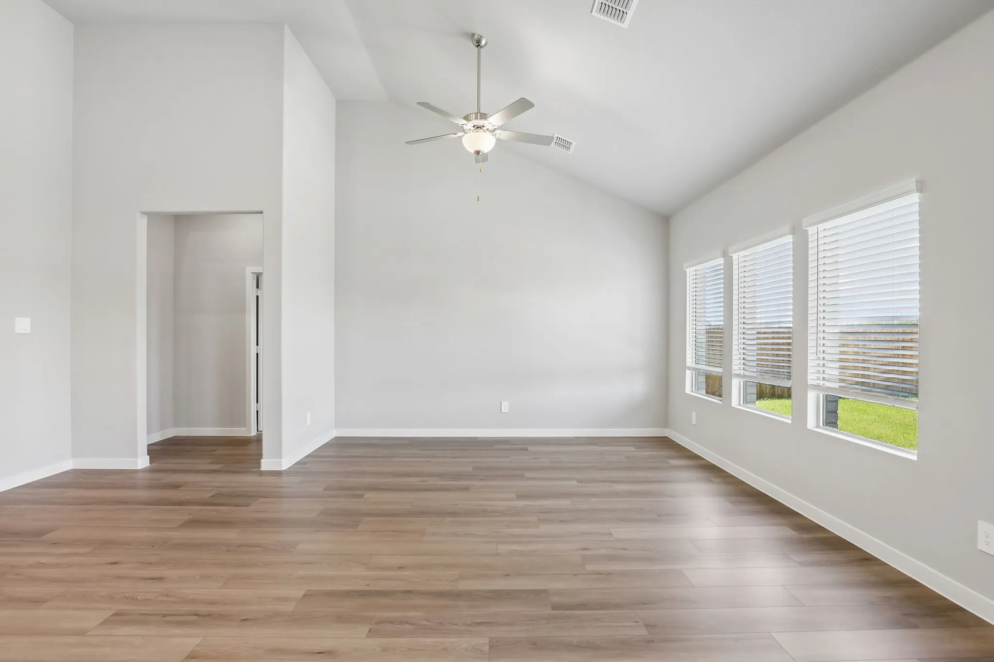 Single Family Residence For Sale in Collin County , 2216 Currents Road, Princeton, Texas 75407, 4 Bedroom, 3 Bathroom, 2 Garage spaces, 3,072 Sqft, built in 2026, mls#21274797, Real Estate Agent in Princeton, Homes For Sale in Collin county, Homes For Sale in Princeton, Realtor in Princeton Texas, Real Estate Brokerage Independent Realty Texas, Luminita Cordes Realtor