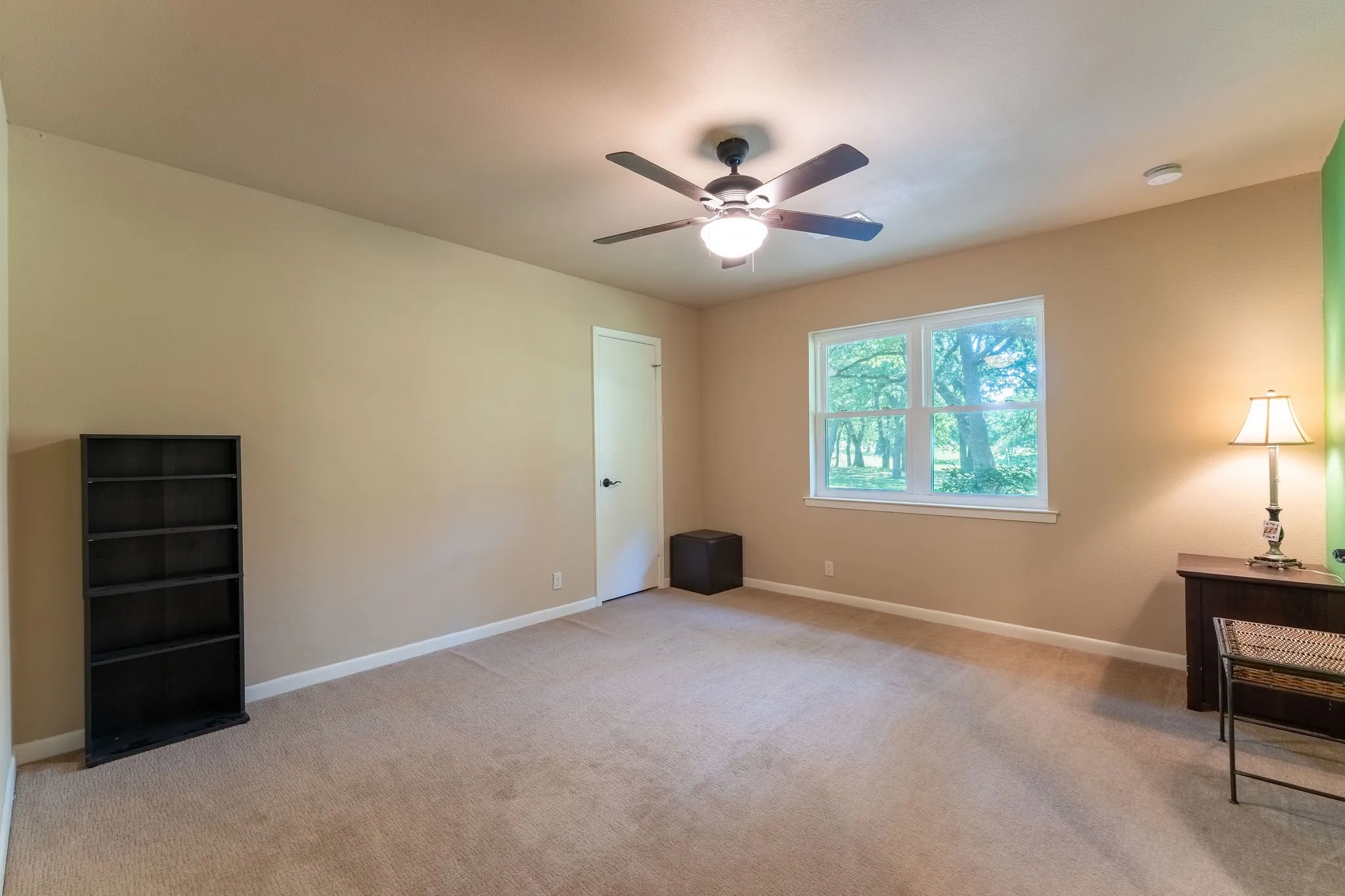 Single Family Residence For Sale in Grayson County , 27659 US Highway 377, Gordonville, Texas 76245, 3 Bedroom, 3 Bathroom, 2 Garage spaces, 2,707 Sqft, built in 1981, Price $975,000, mls#21273294, Real Estate Agent in Gordonville, Homes For Sale in Grayson county, Homes For Sale in Gordonville, Realtor in Gordonville Texas, Real Estate Brokerage Independent Realty Texas, Luminita Cordes Realtor