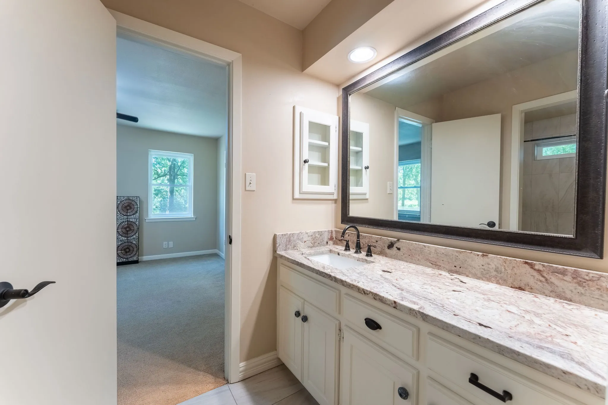 Single Family Residence For Sale in Grayson County , 27659 US Highway 377, Gordonville, Texas 76245, 3 Bedroom, 3 Bathroom, 2 Garage spaces, 2,707 Sqft, built in 1981, Price $975,000, mls#21273294, Real Estate Agent in Gordonville, Homes For Sale in Grayson county, Homes For Sale in Gordonville, Realtor in Gordonville Texas, Real Estate Brokerage Independent Realty Texas, Luminita Cordes Realtor
