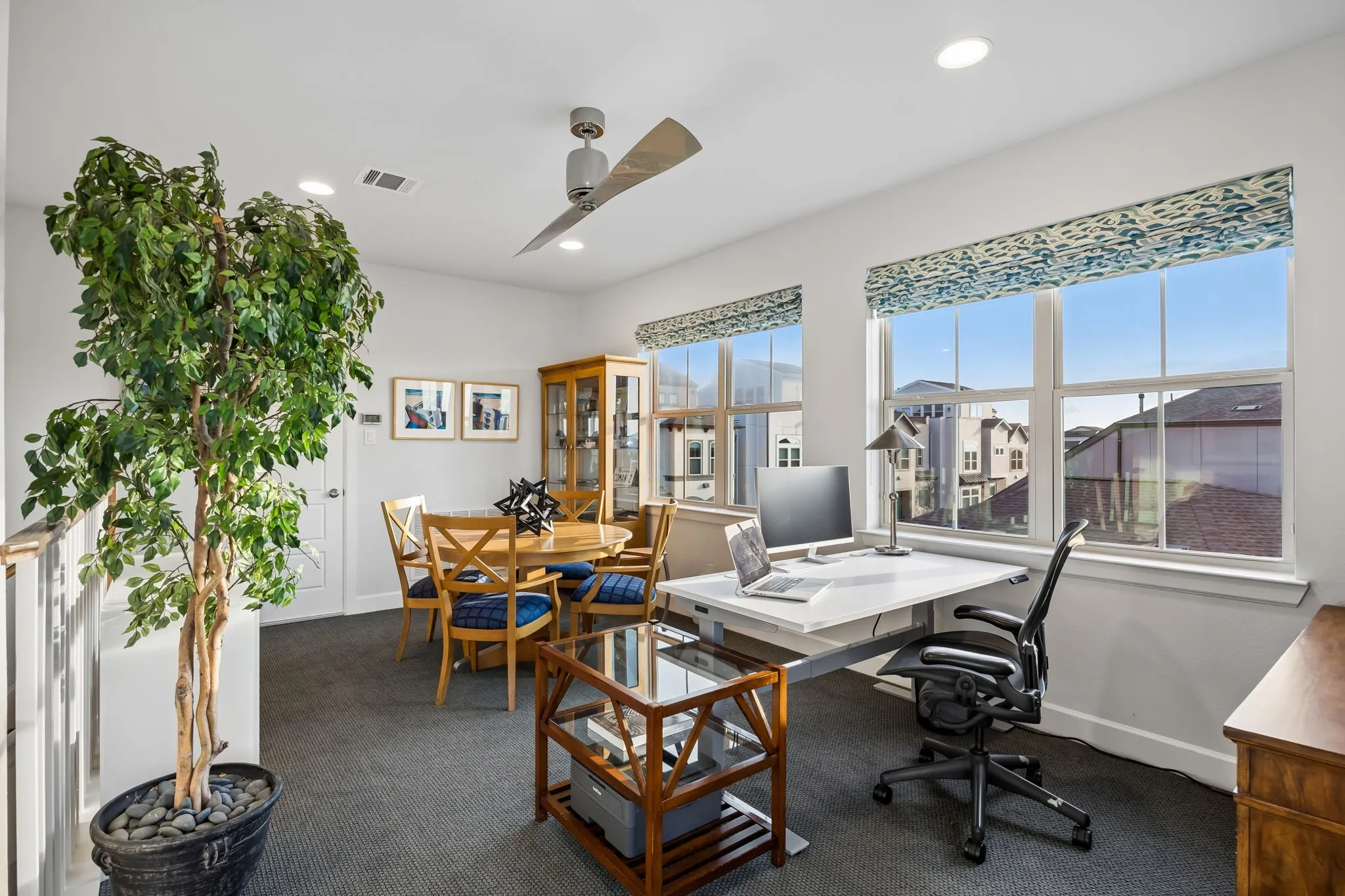 Single Family Residence For Sale in Dallas County , 1925 Woodland Heights Place, Dallas, Texas 75208, 3 Bedrooms, 4 Bathrooms, 2 Garage spaces, 2,714 Sqft, built in 2017, Price $785,000, mls#21275257, Real Estate Agent in Dallas, Homes For Sale in Dallas county, Homes For Sale in Dallas, Realtor in Dallas Texas, Real Estate Brokerage Independent Realty Texas, Luminita Cordes Realtor