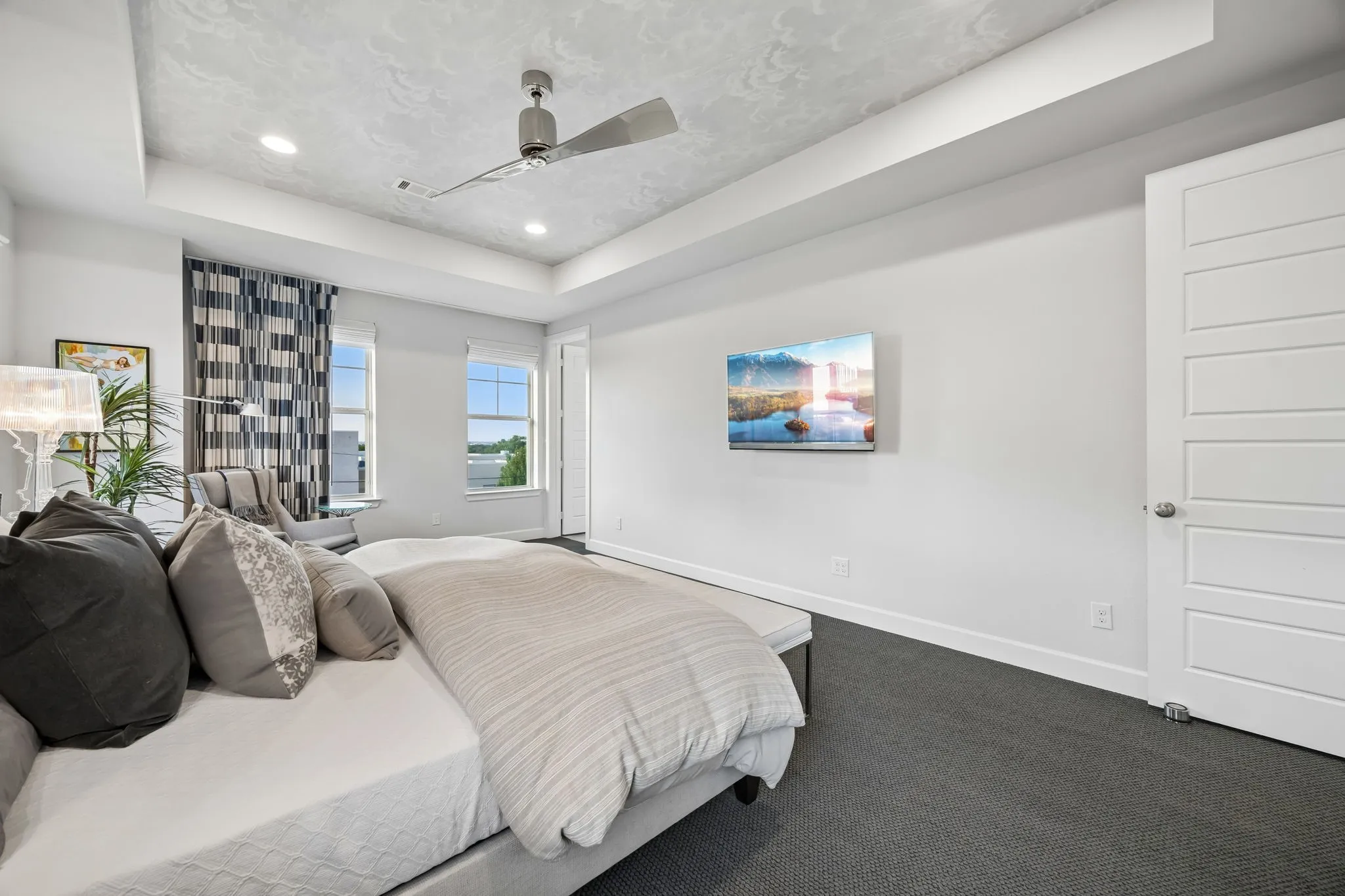 Single Family Residence For Sale in Dallas County , 1925 Woodland Heights Place, Dallas, Texas 75208, 3 Bedrooms, 4 Bathrooms, 2 Garage spaces, 2,714 Sqft, built in 2017, Price $785,000, mls#21275257, Real Estate Agent in Dallas, Homes For Sale in Dallas county, Homes For Sale in Dallas, Realtor in Dallas Texas, Real Estate Brokerage Independent Realty Texas, Luminita Cordes Realtor