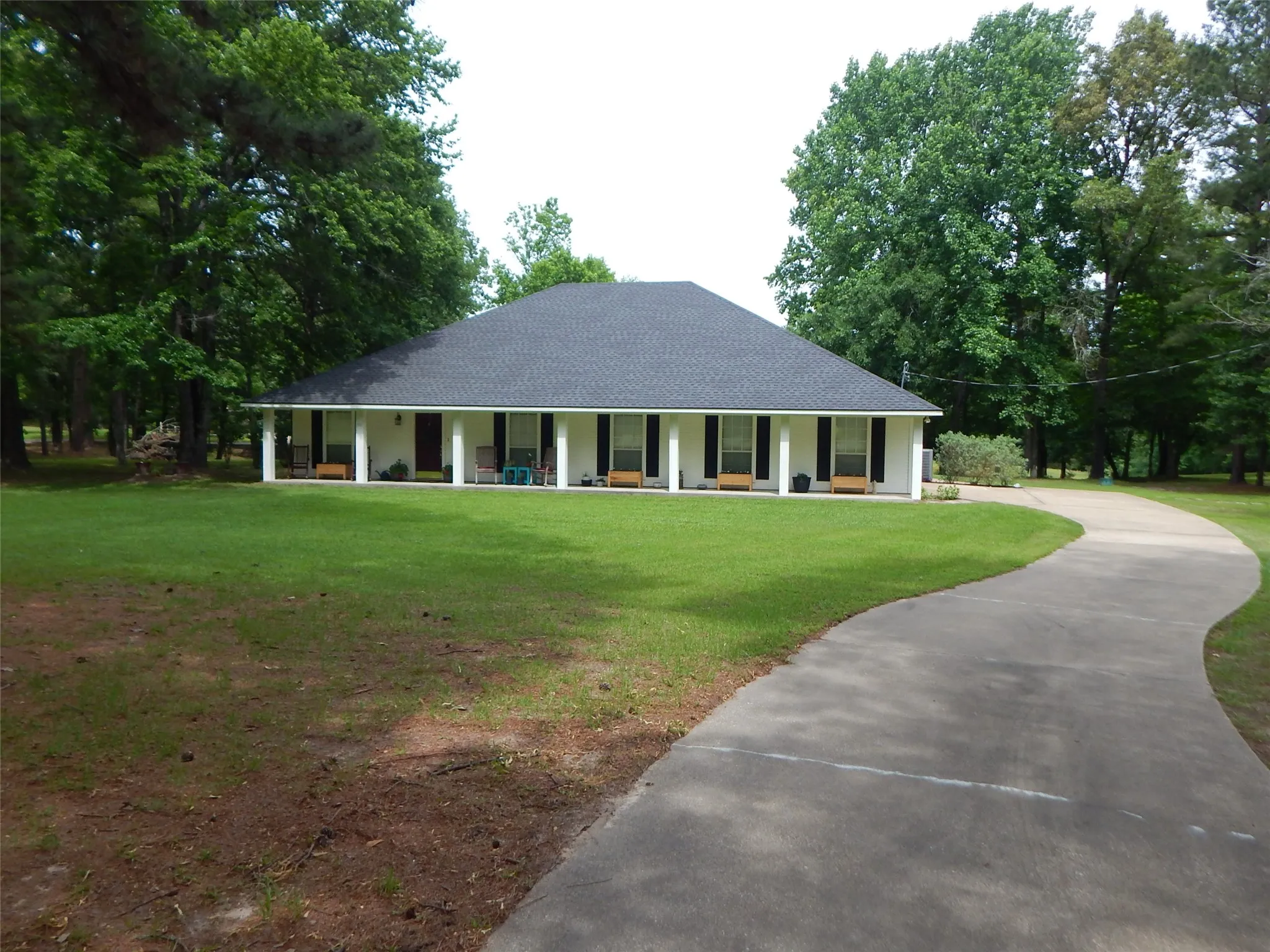 Single Family Residence For Sale in Upshur County , 1106 TALL TIMBERS, Gilmer, Texas 75645, 4 Bedroom, 2 Bathroom, 2 Garage spaces, 2,040 Sqft, built in 1999, mls#21275338, Real Estate Agent in Gilmer, Homes For Sale in Upshur county, Homes For Sale in Gilmer, Realtor in Gilmer Texas, Real Estate Brokerage Independent Realty Texas, Luminita Cordes Realtor