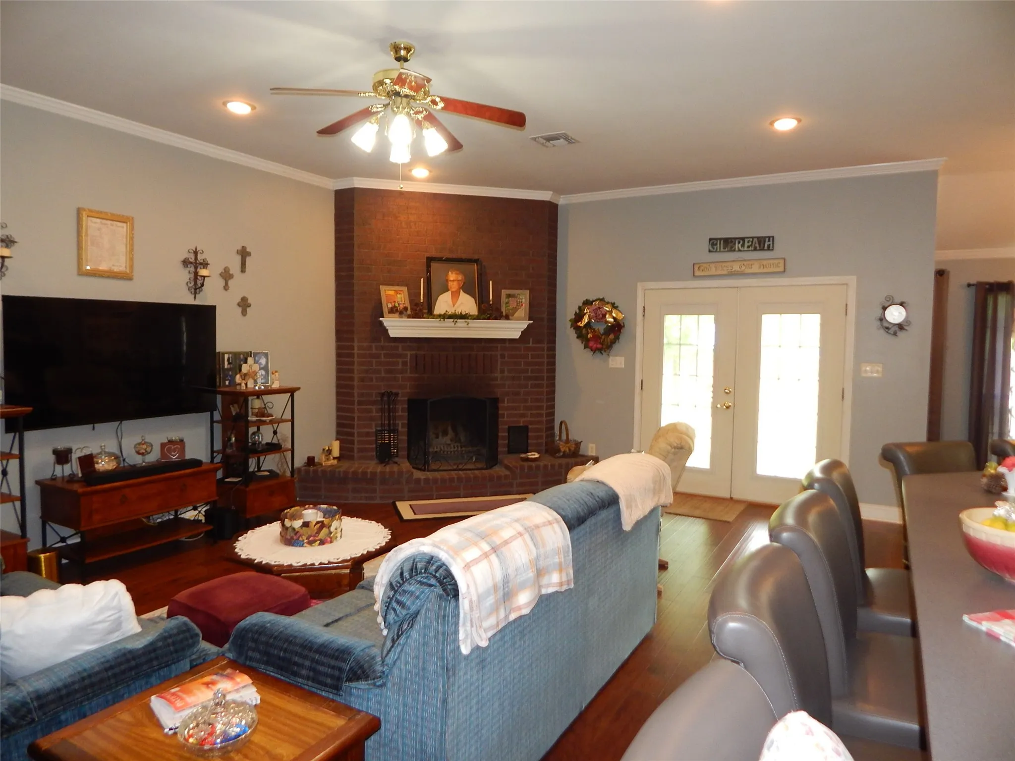 Single Family Residence For Sale in Upshur County , 1106 TALL TIMBERS, Gilmer, Texas 75645, 4 Bedroom, 2 Bathroom, 2 Garage spaces, 2,040 Sqft, built in 1999, mls#21275338, Real Estate Agent in Gilmer, Homes For Sale in Upshur county, Homes For Sale in Gilmer, Realtor in Gilmer Texas, Real Estate Brokerage Independent Realty Texas, Luminita Cordes Realtor