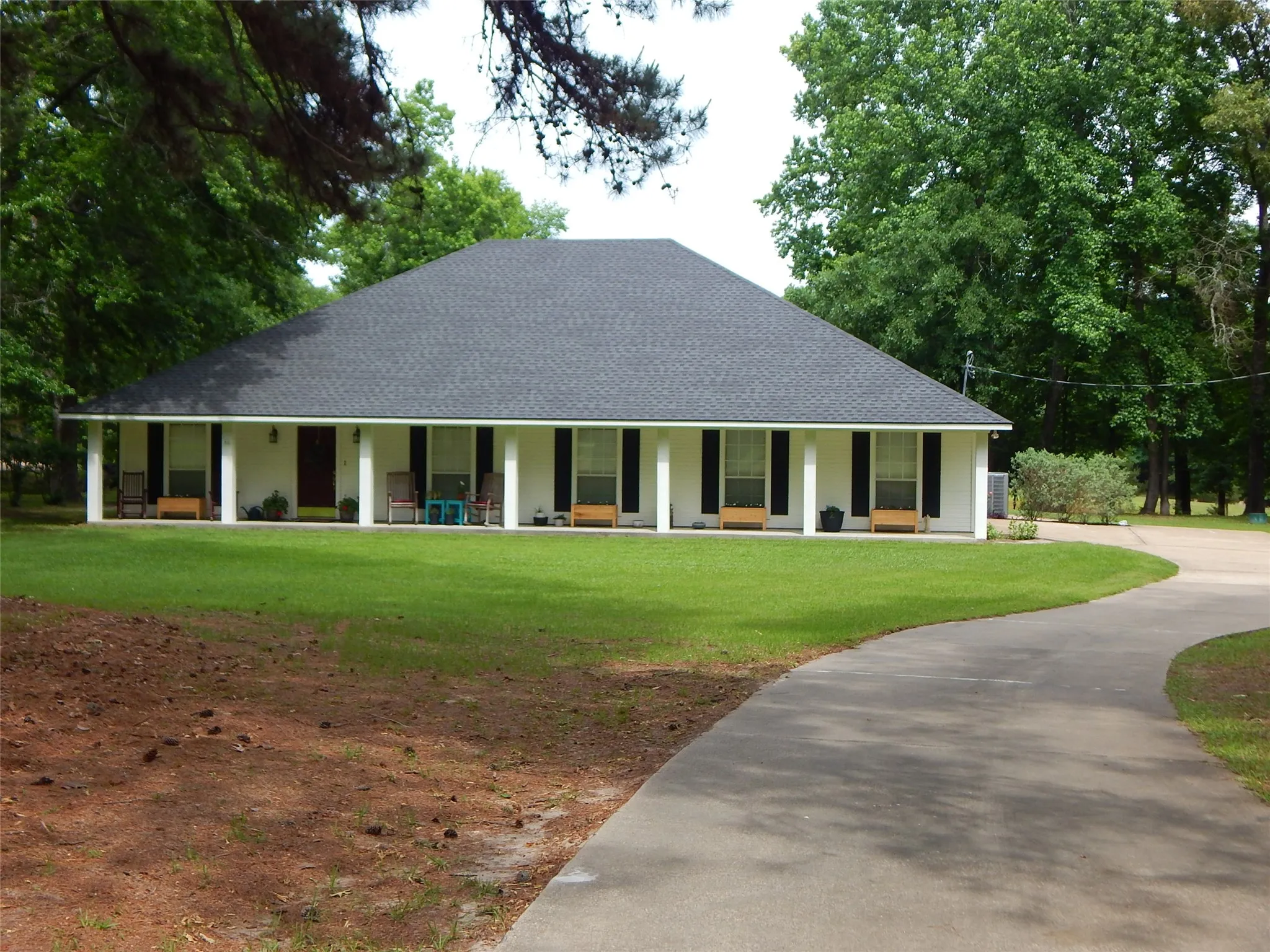 Single Family Residence For Sale in Upshur County , 1106 TALL TIMBERS, Gilmer, Texas 75645, 4 Bedroom, 2 Bathroom, 2 Garage spaces, 2,040 Sqft, built in 1999, mls#21275338, Real Estate Agent in Gilmer, Homes For Sale in Upshur county, Homes For Sale in Gilmer, Realtor in Gilmer Texas, Real Estate Brokerage Independent Realty Texas, Luminita Cordes Realtor